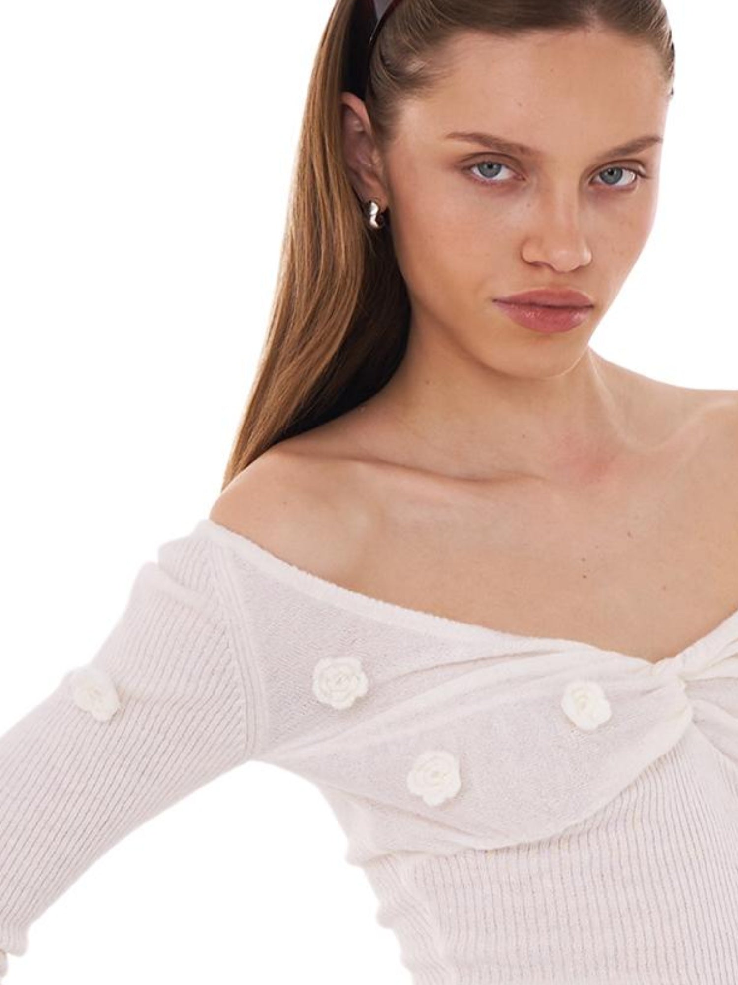 SweetChilling V-Neck 3D Hand-Knit Embroidered Sweater