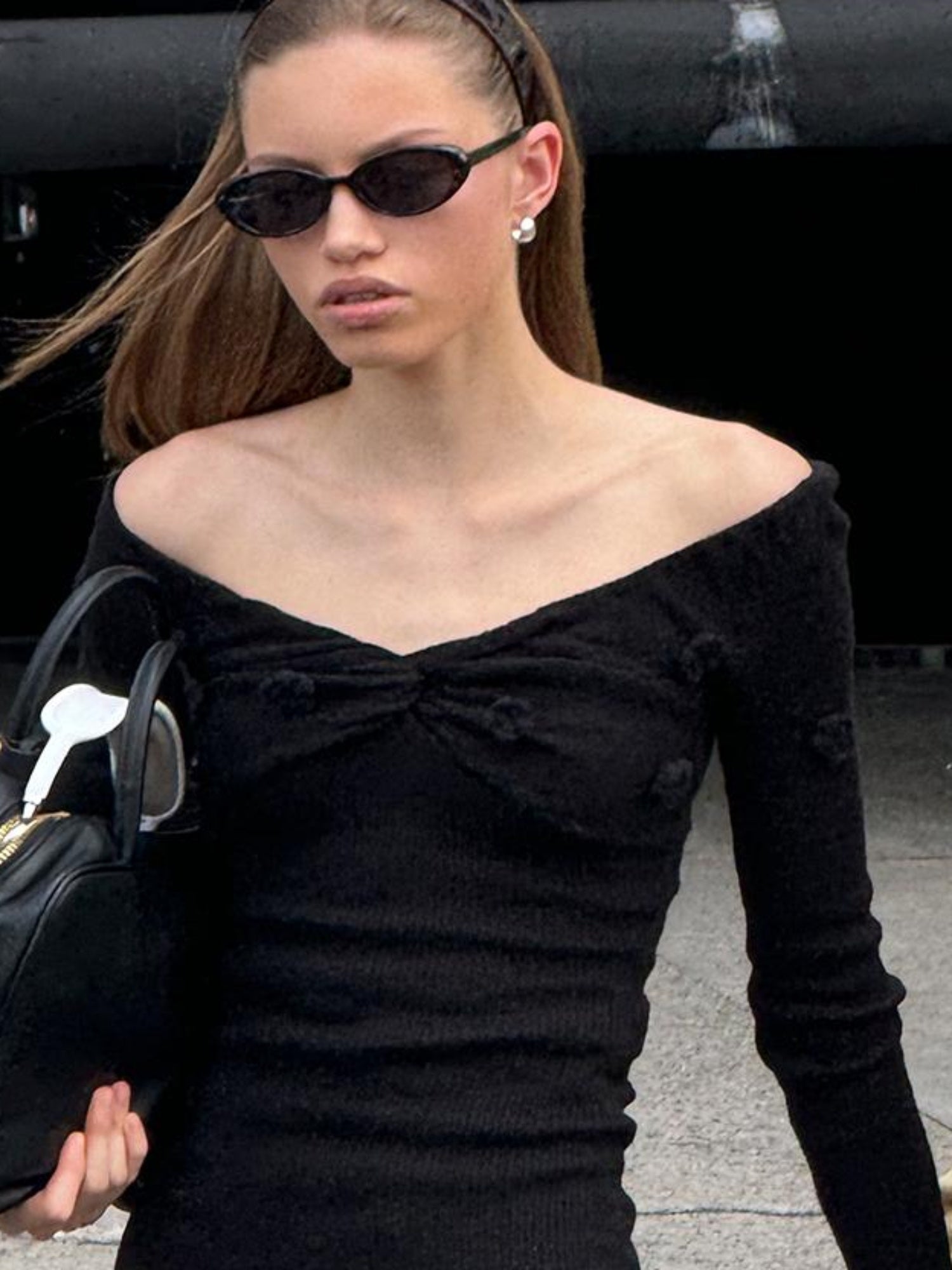 SweetChilling V-Neck 3D Hand-Knit Embroidered Sweater