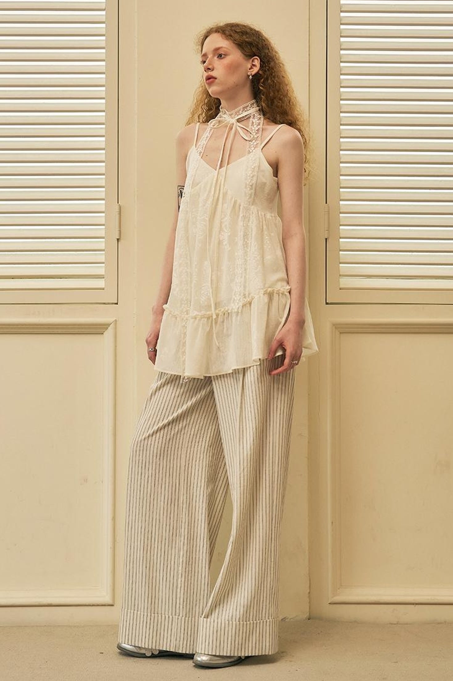 V Neck Jacquard Lace Trim Summer Tank Top