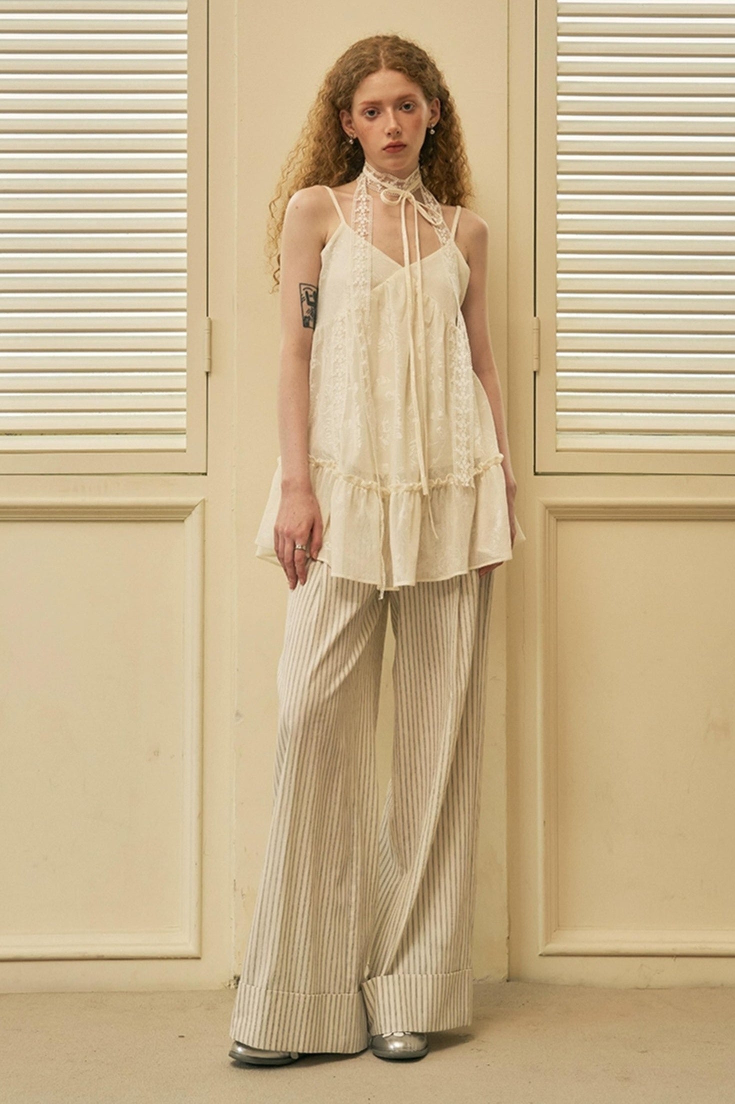 V Neck Jacquard Lace Trim Summer Tank Top