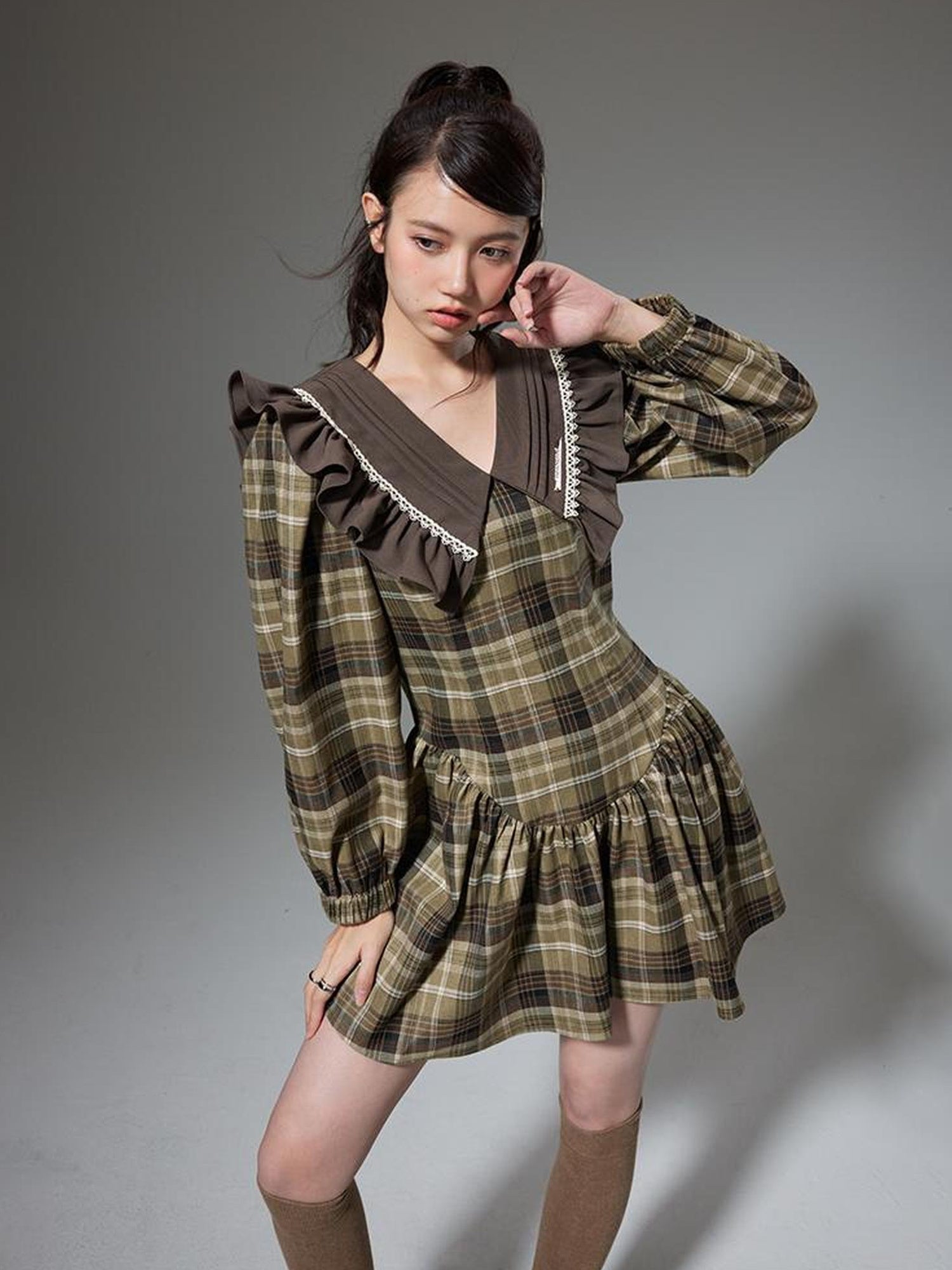 DIDDI MODA V Neck Ruffled Waist Flared Dress