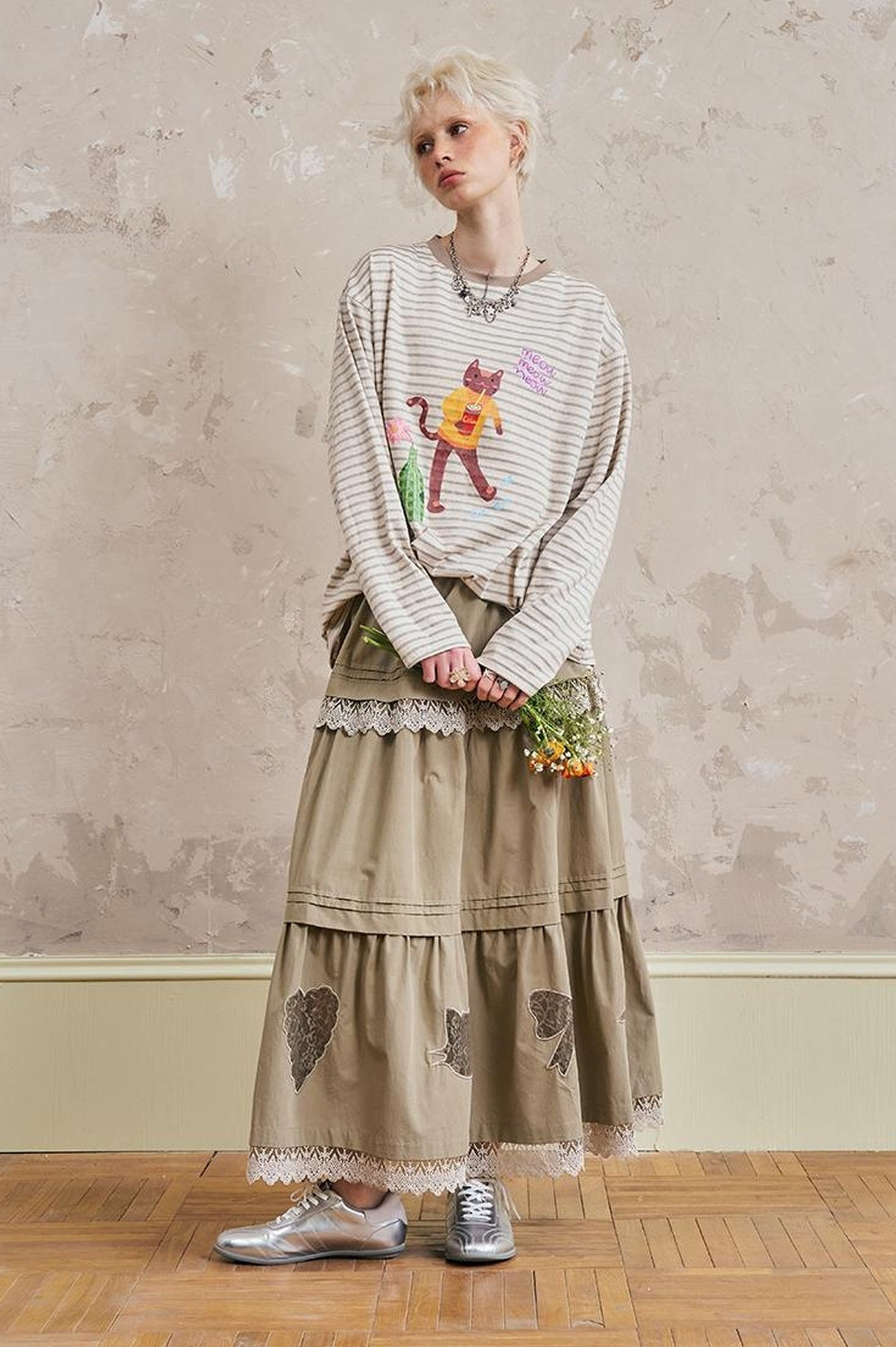 DIDDI MODA Vacation Inspired Geometric Lace Embroidered Maxi Skirt