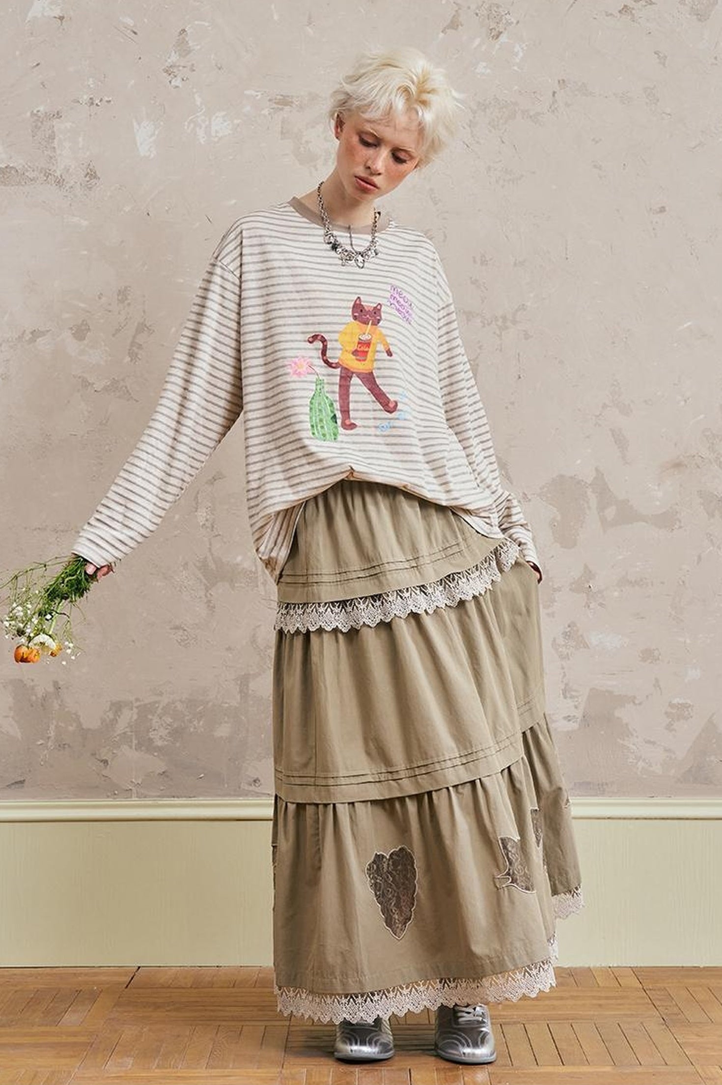 DIDDI MODA Vacation Inspired Geometric Lace Embroidered Maxi Skirt