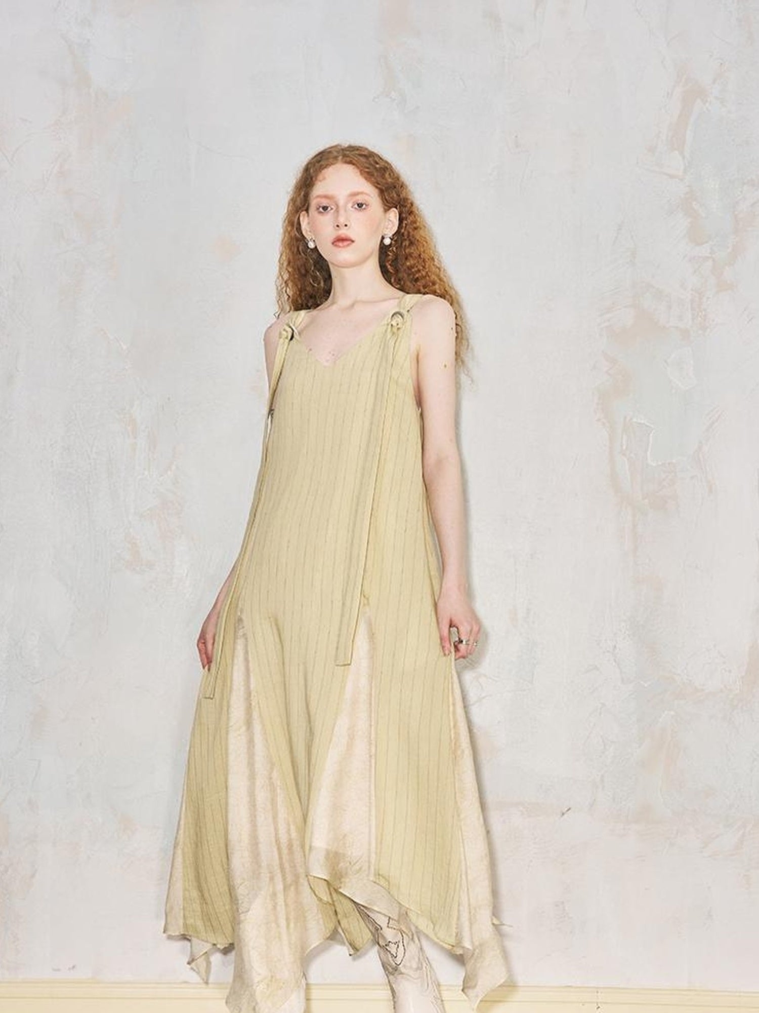 DIDDI MODA Vacation Style Yellow V Neck Asymmetrical Sleeveless Dress