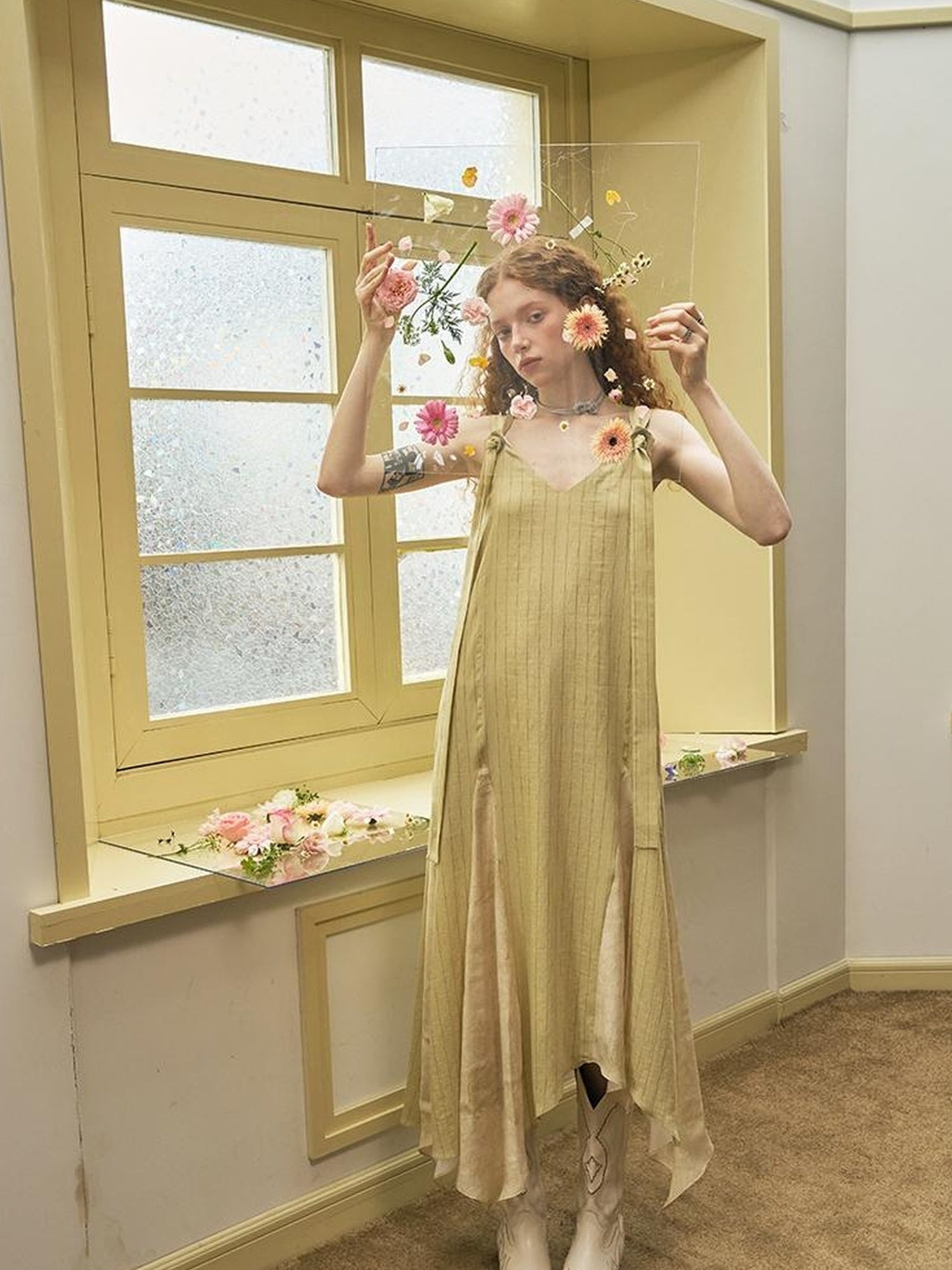 DIDDI MODA Vacation Style Yellow V Neck Asymmetrical Sleeveless Dress