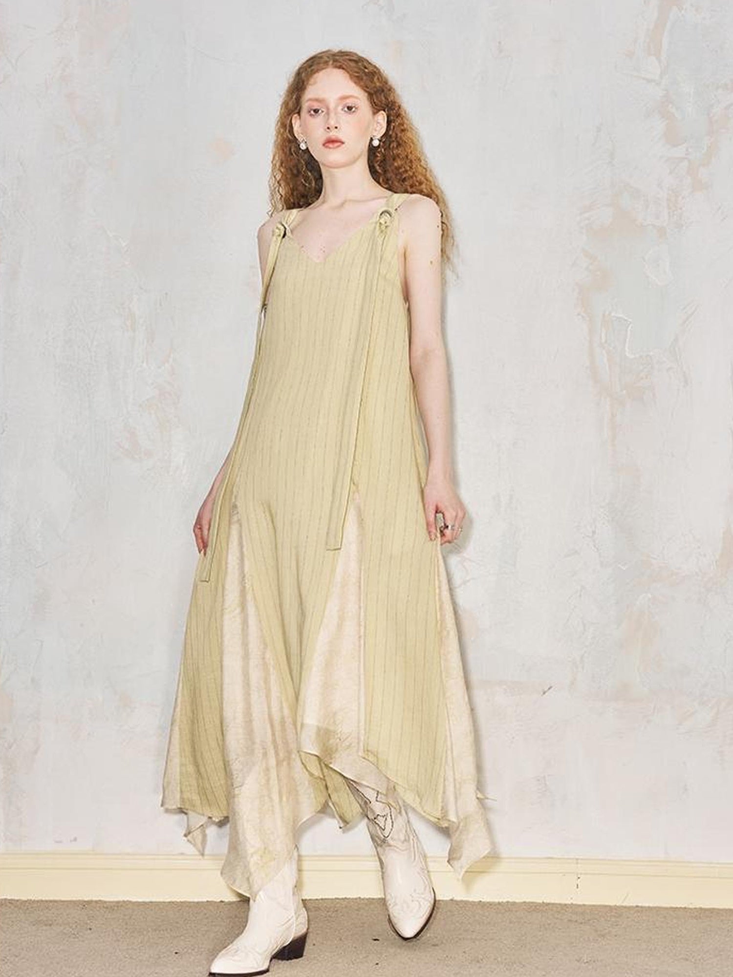 DIDDI MODA Vacation Style Yellow V Neck Asymmetrical Sleeveless Dress