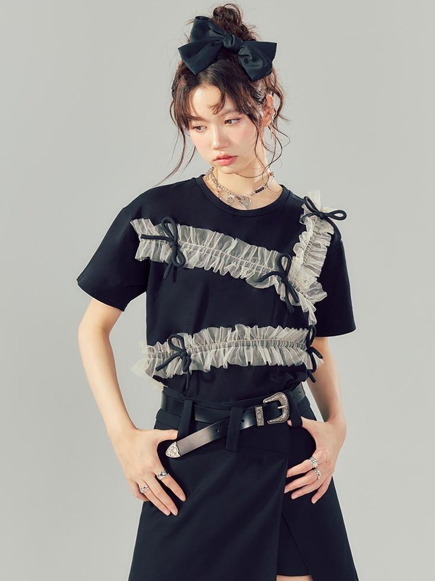 DIDDI MODA Vintage Bow Blouse Lace Crop Top Flared Shorts Set