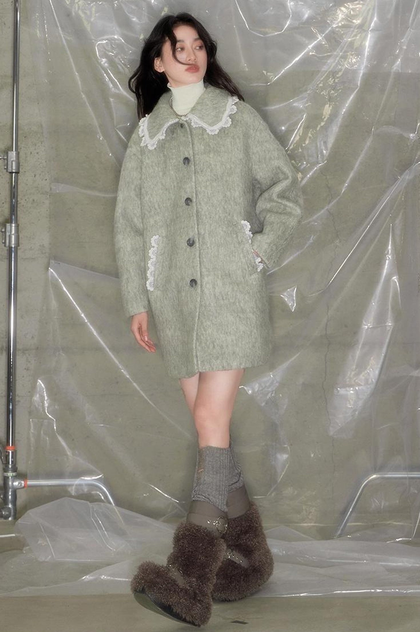 DIDDI MODA Vintage Crochet Lace Peacoat With Horn Buttons