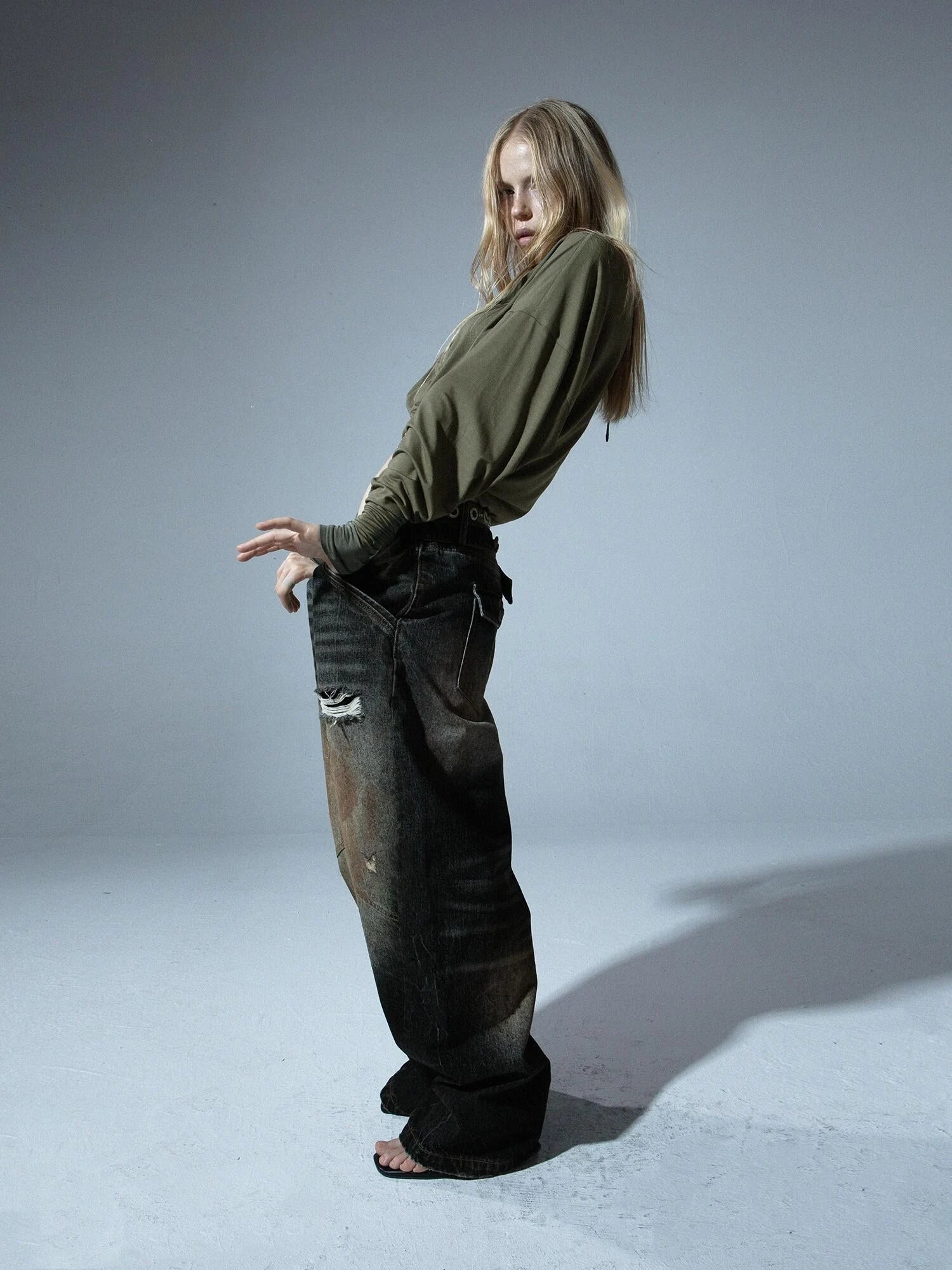 Vintage Distressed Low-Rise Loose Jeans