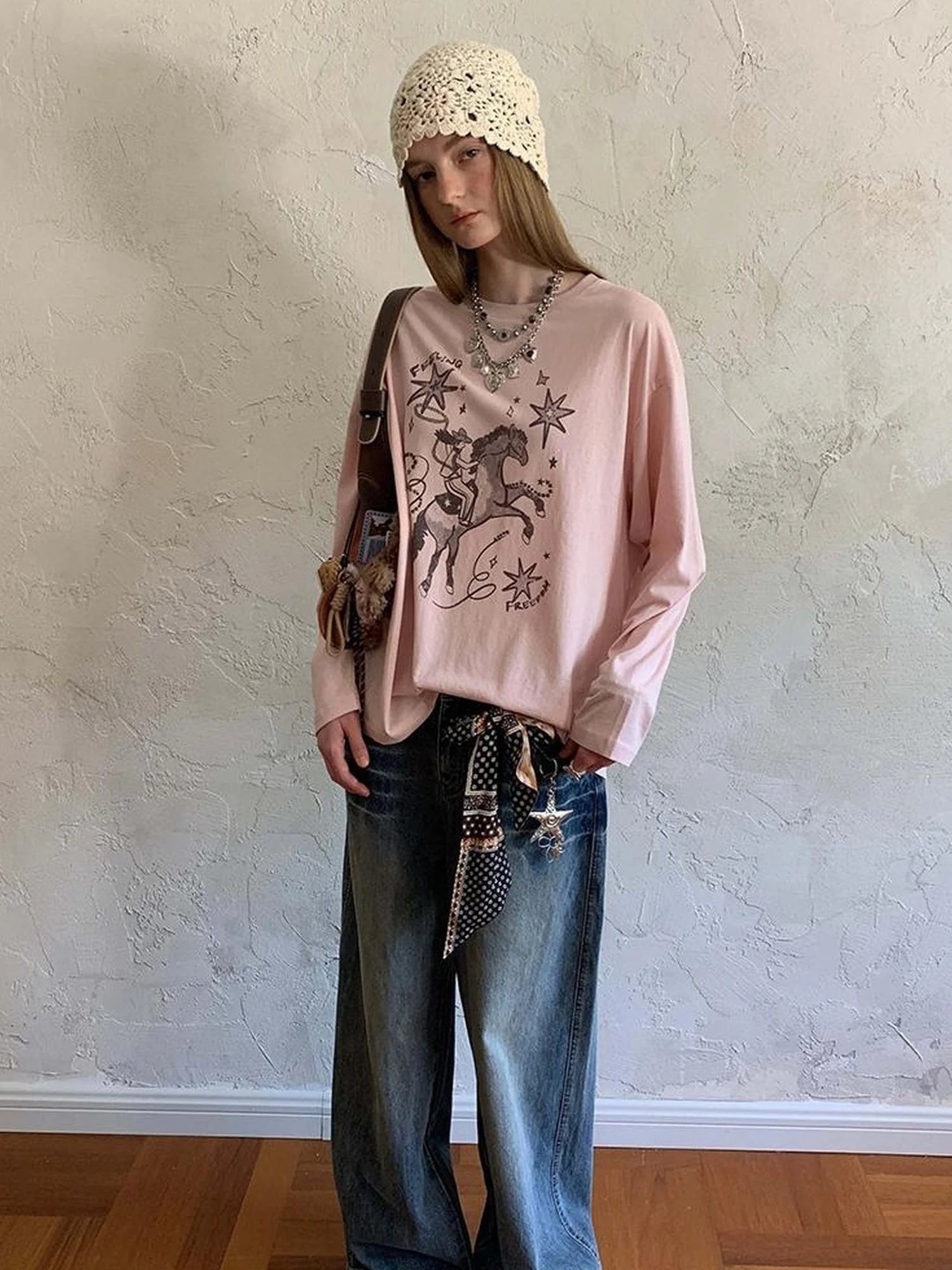 Vintage Lace Trimmed Distressed Relaxed Fit Jeans