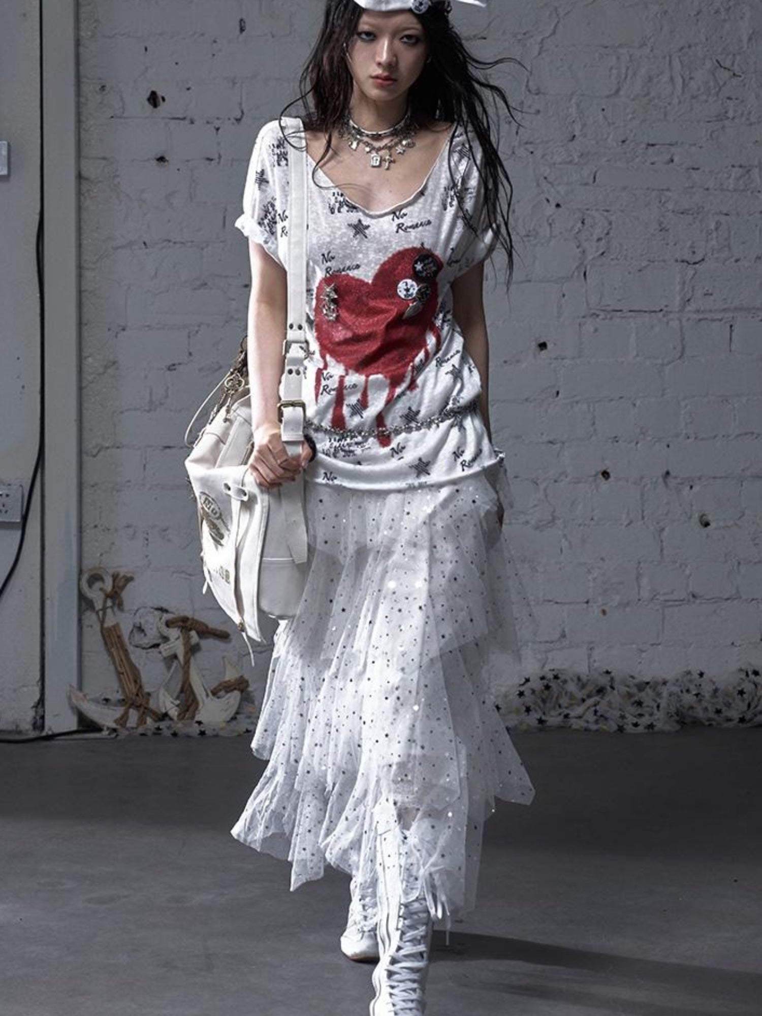 NO ROMANCE Vintage Navy Distressed Print Oversized Crewneck T-Shirt