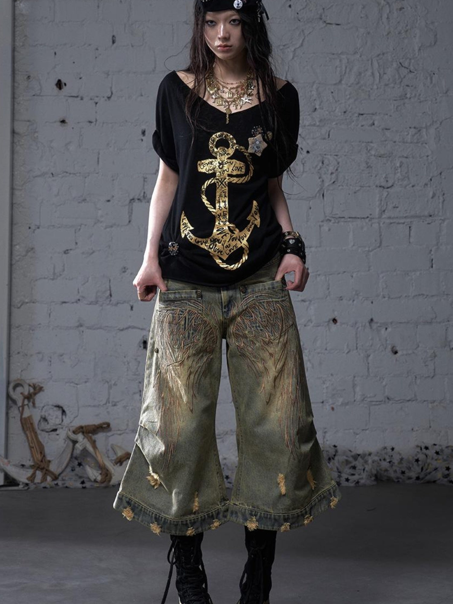 NO ROMANCE Vintage Navy Distressed Print Oversized Crewneck T-Shirt