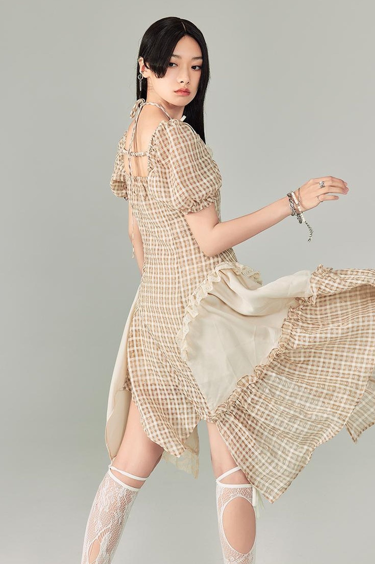 DIDDI MODA Vintage Plaid Halter Dress With Asymmetric Hem Lace Trim
