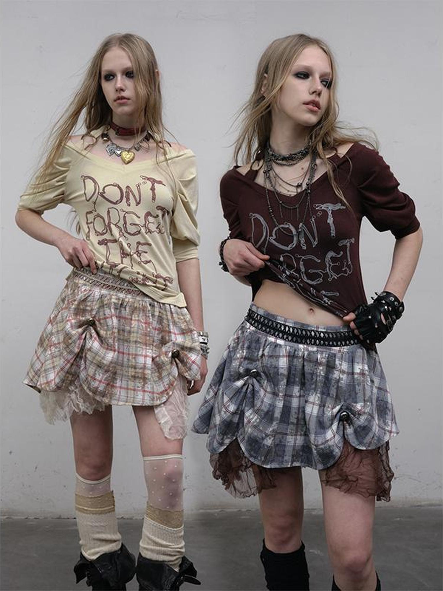 NO ROMANCE Vintage Punk Gothic Plaid Puffy Skirt