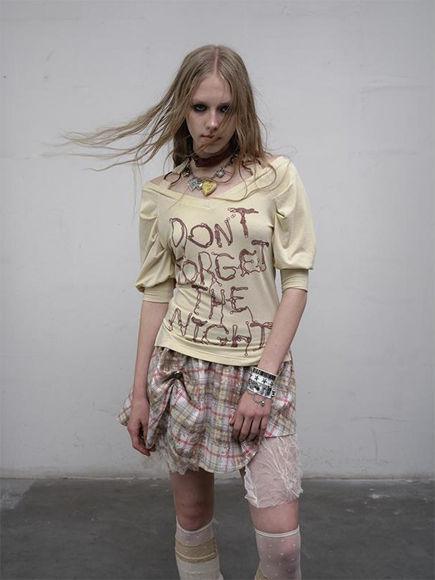 NO ROMANCE Vintage Punk Off-Shoulder Puff Sleeve Stretch Knit T-Shirt