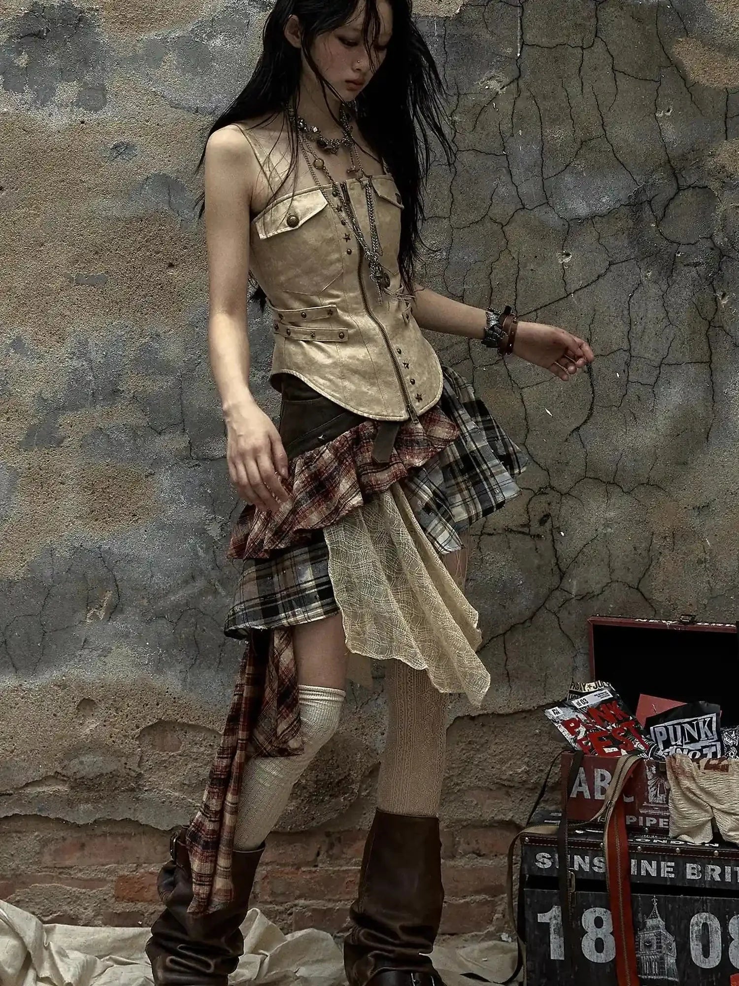 Vintage Punk Plaid Asymmetrical Skirt Women Street Style