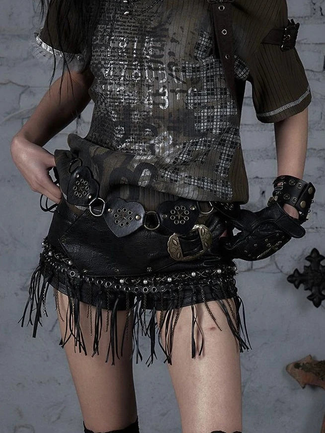 Vintage Punk Rock Studded Chain Skinny Leather Shorts