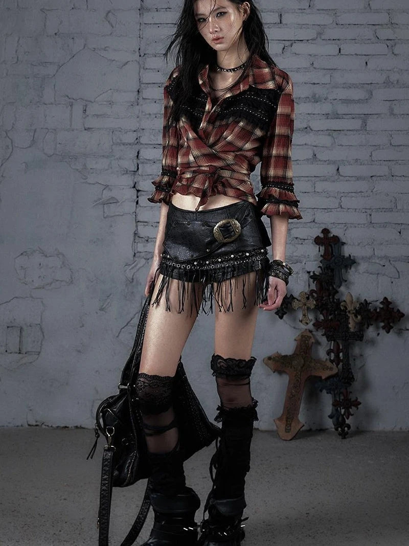 Vintage Punk Rock Studded Chain Skinny Leather Shorts