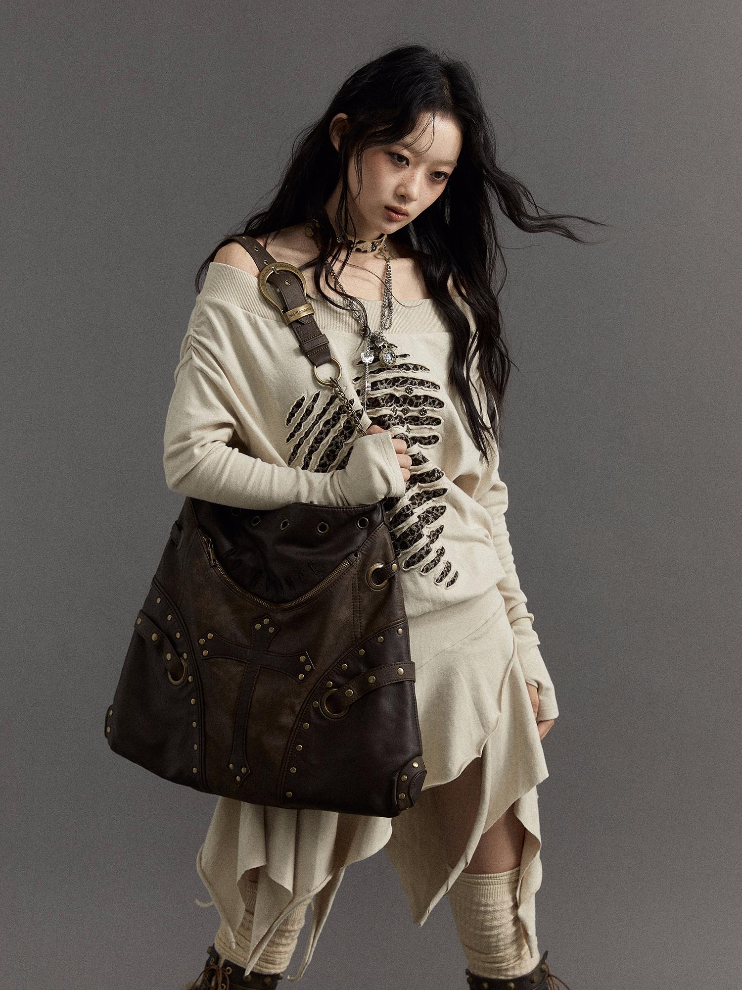 NO ROMANCE Vintage Punk Shoulder Bag With Chains & Studs For Women
