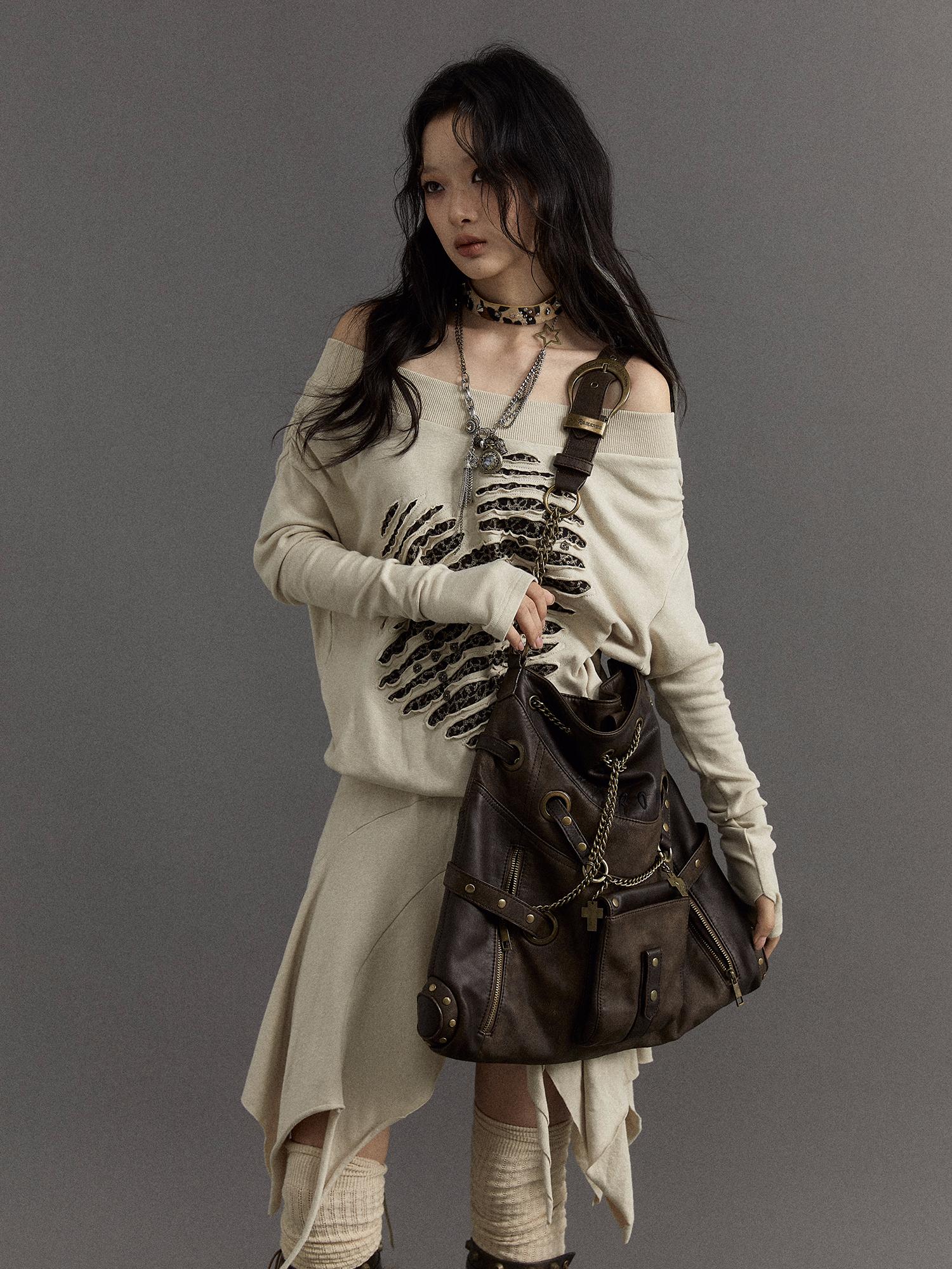 NO ROMANCE Vintage Punk Shoulder Bag With Chains & Studs For Women