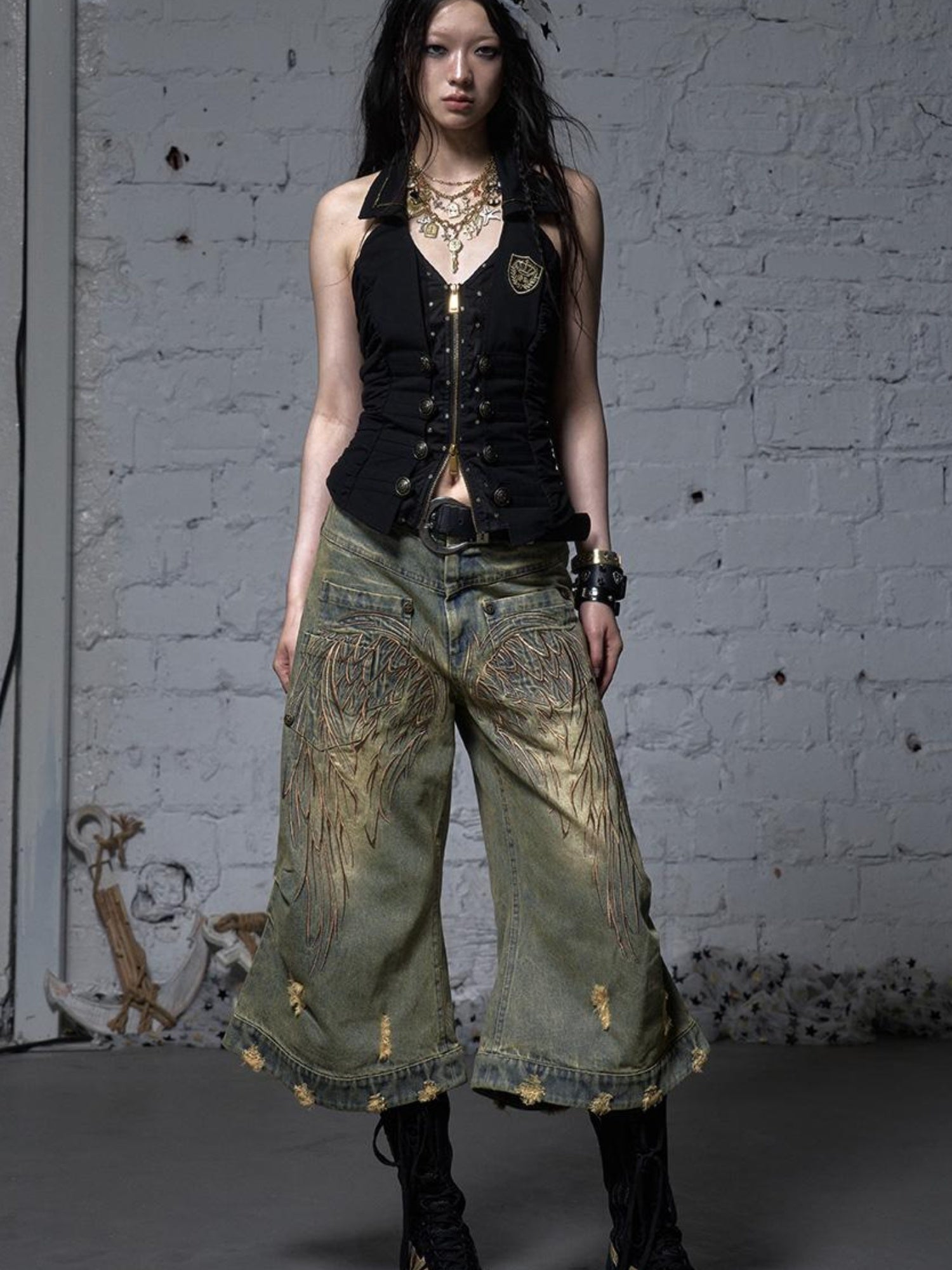 NO ROMANCE Vintage Punk Street Distressed Embroidered Wide Leg Cropped Jeans