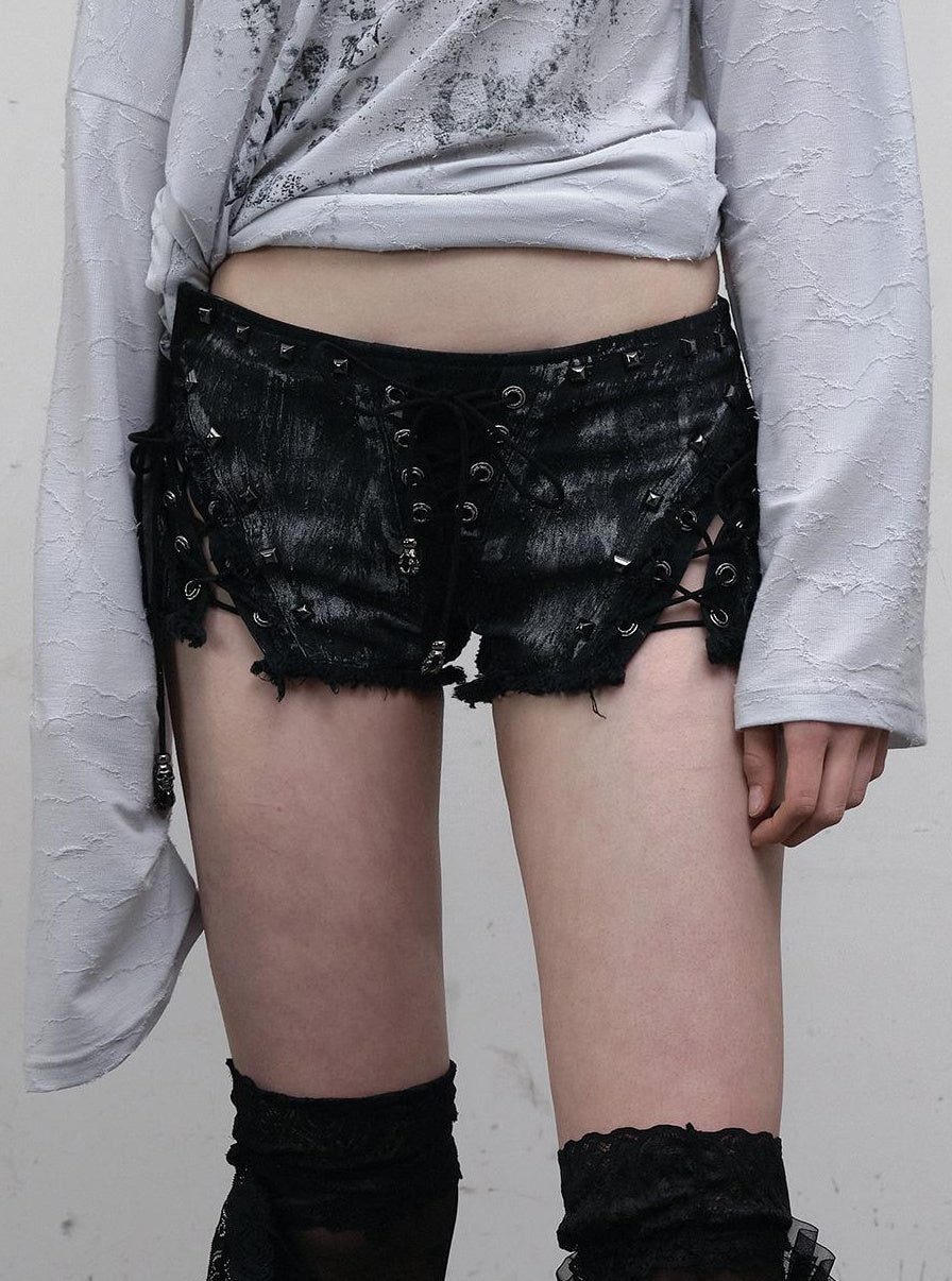 NO ROMANCE Vintage Punk Street Grunge Distressed Low-Rise Shorts