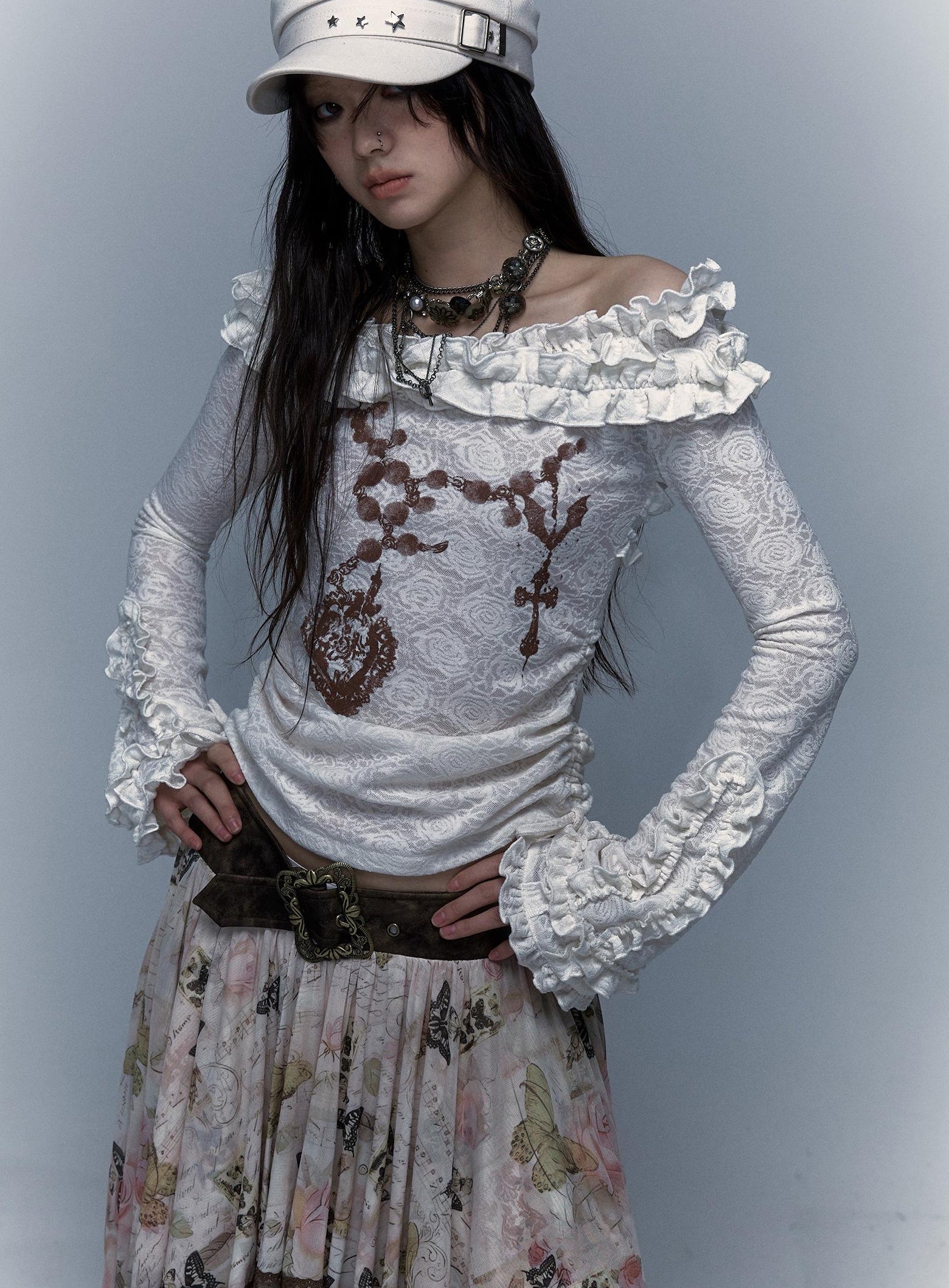 NO ROMANCE禁忌浪漫 Vintage Reversible Off-Shoulder Bell Sleeve Knit T-Shirt