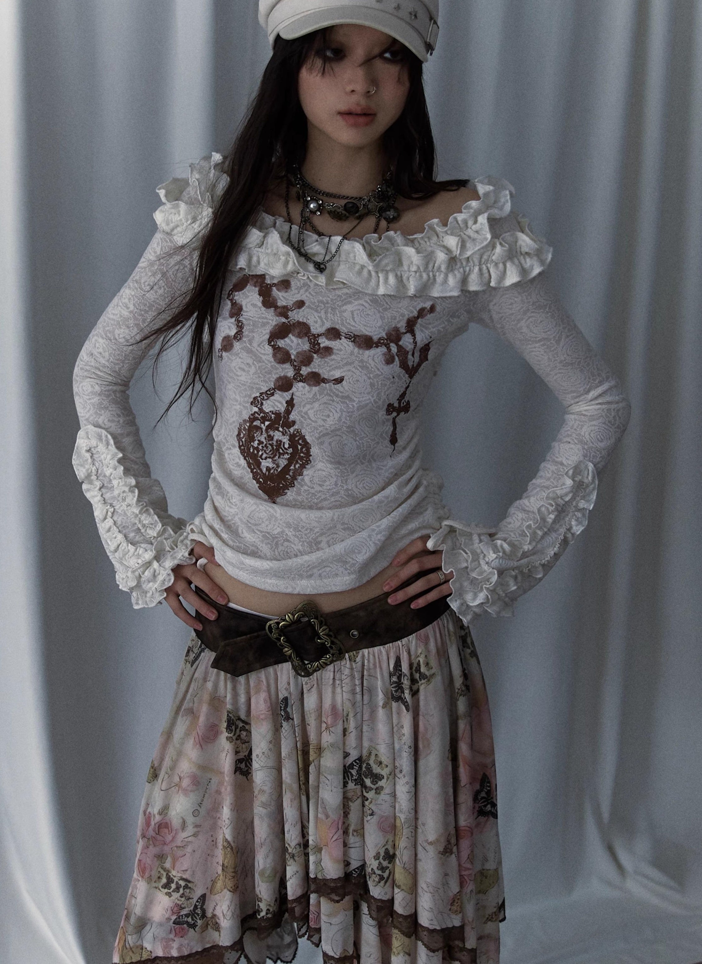 NO ROMANCE禁忌浪漫 Vintage Reversible Off-Shoulder Bell Sleeve Knit T-Shirt