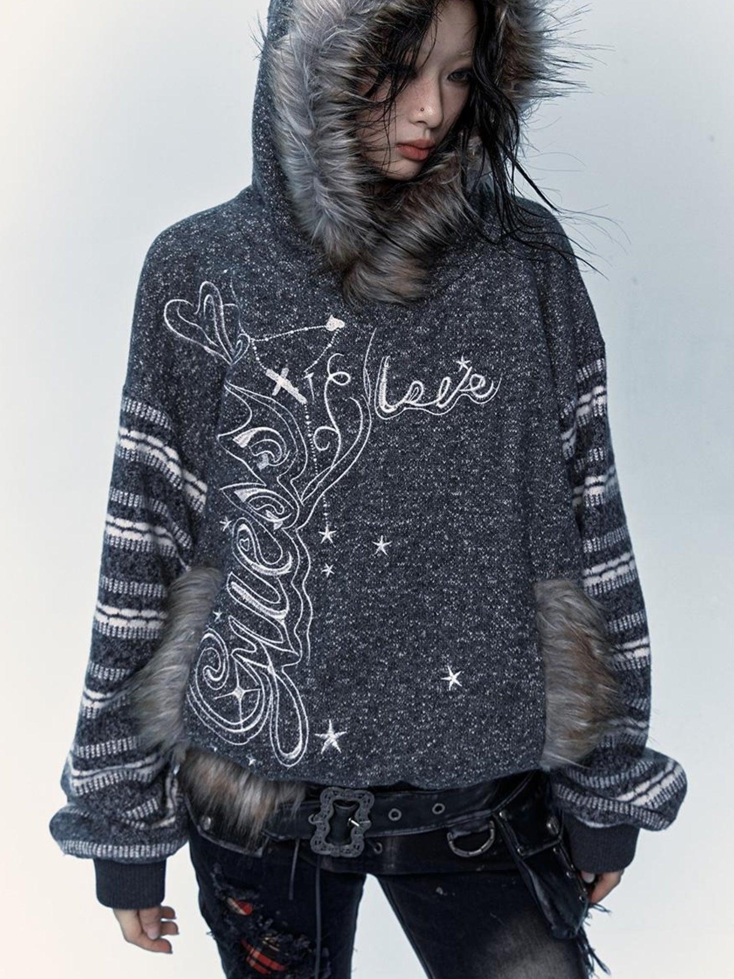 NO ROMANCE Vintage Shibuya Y2K Hoodie Women Loose Fleece Embroidered Pullover