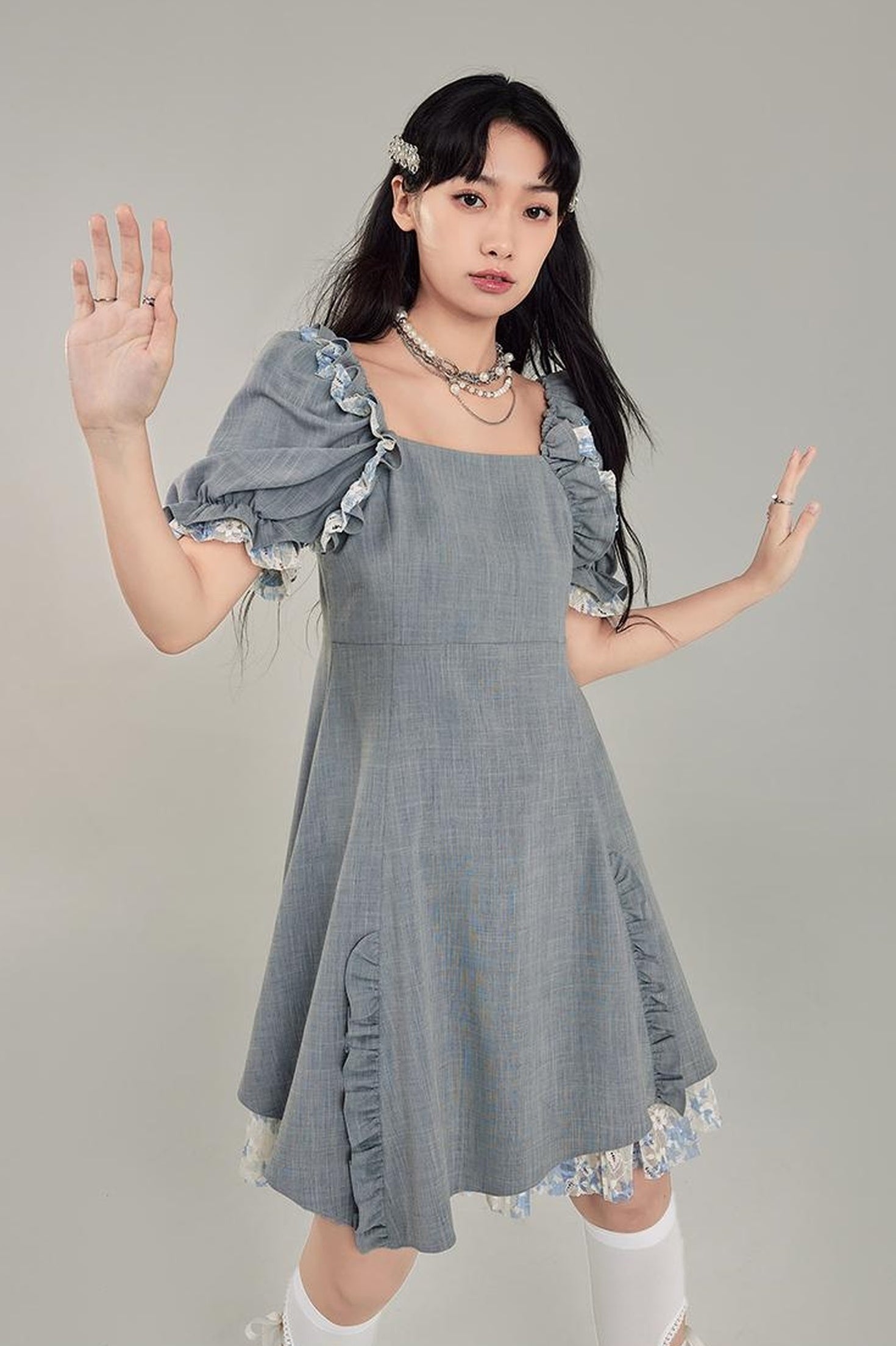 DIDDI MODA Vintage Square Neck Bubble Sleeve Dress With Ruffled Hem