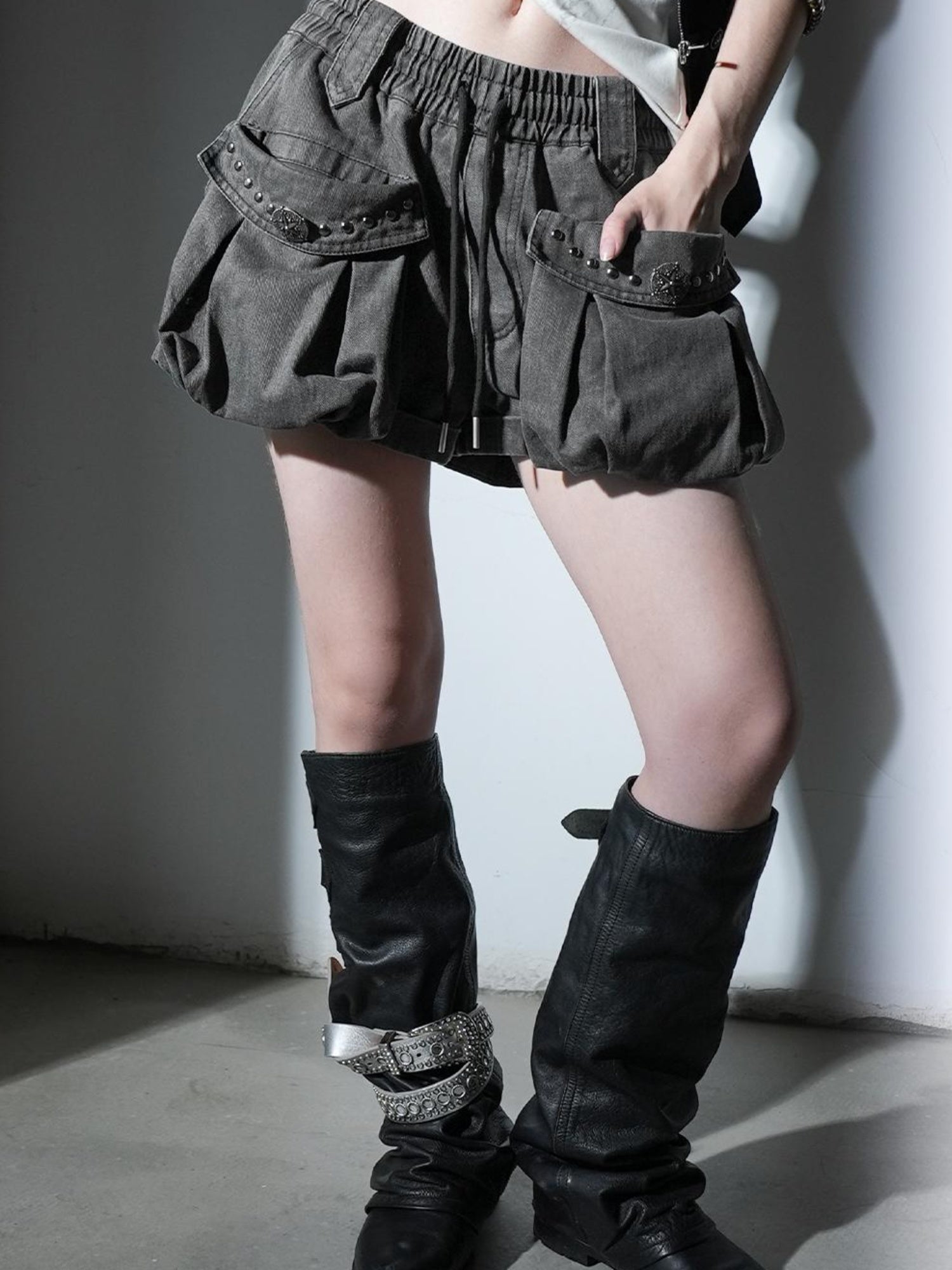 DoublePunch Vintage Washed A-Line Cargo Shorts With Rivets