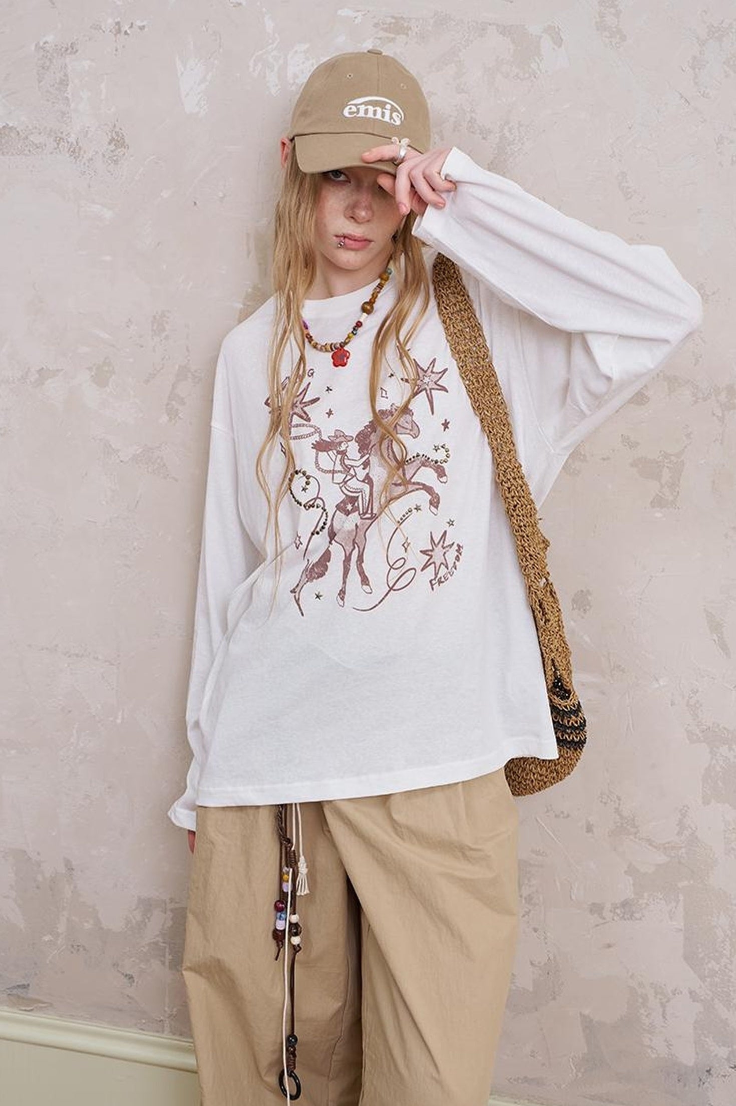 DIDDI MODA Vintage Western Cowboy Embellished Long Sleeve Tee