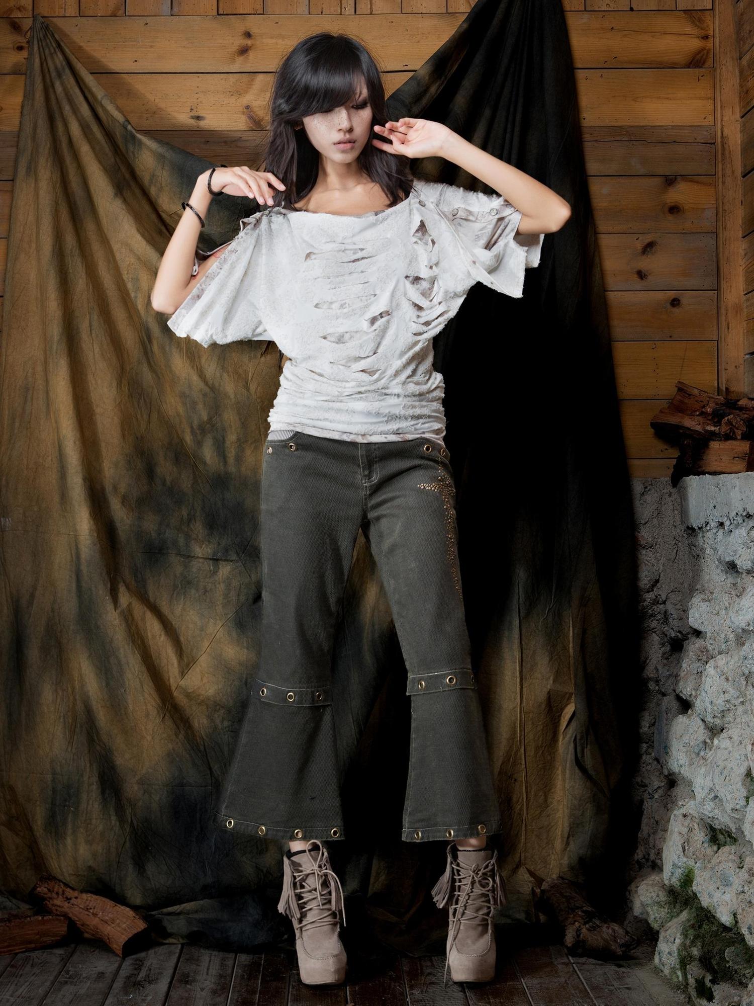 ARIADNAw Vintage Y2K Collage Tee Asymmetrical Cut Out Top Retro Contrast Splicing