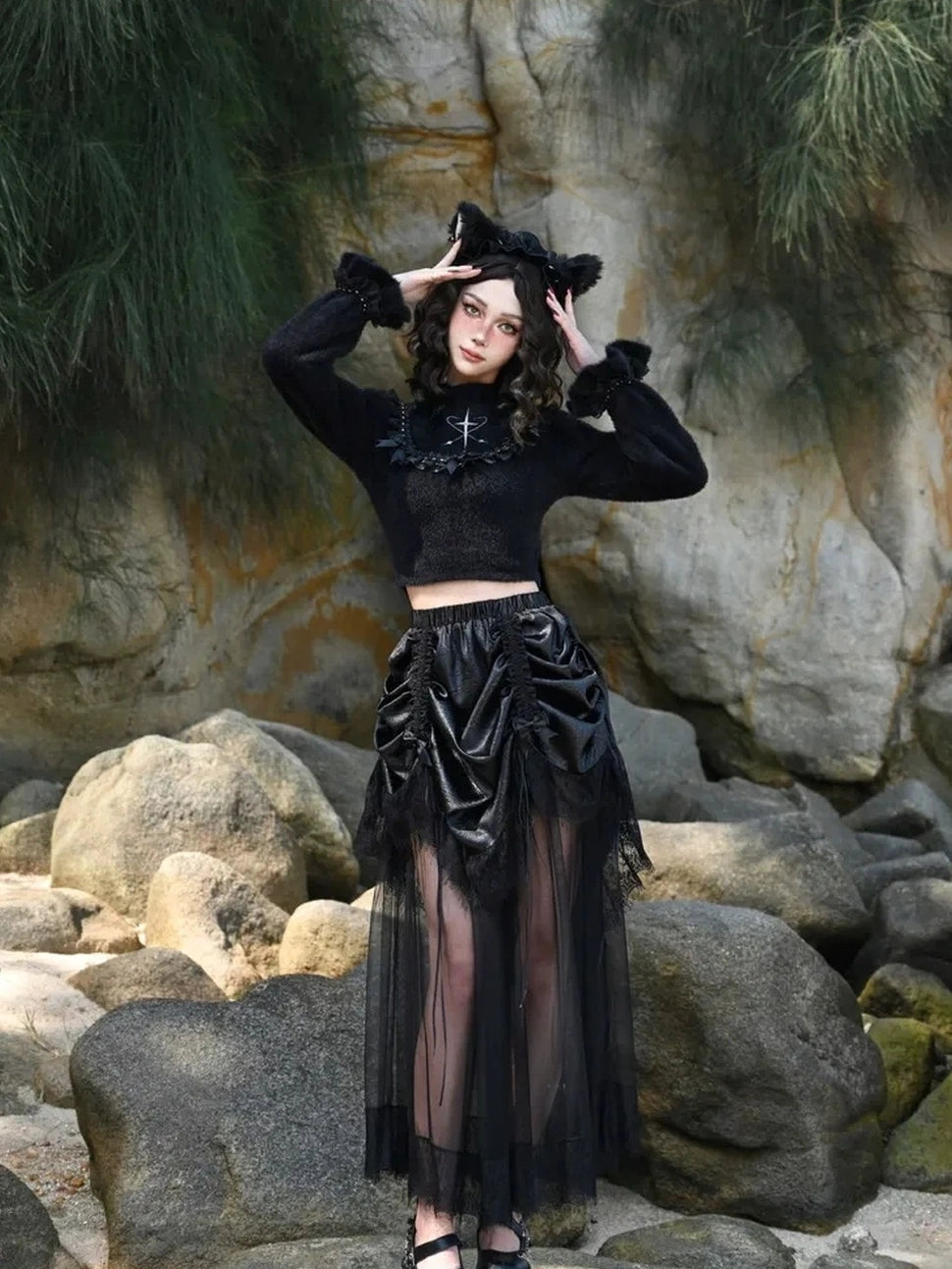Virtual Orbit Flowy Black White Bow Lace Knit Sweater