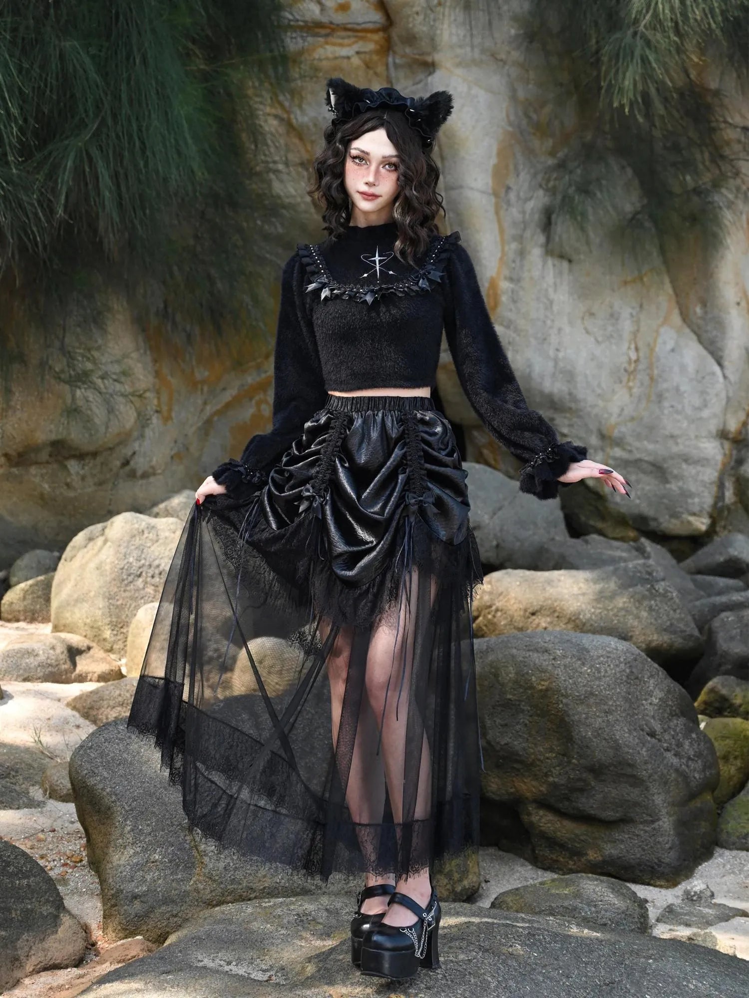 Virtual Orbit Flowy Black White Bow Lace Knit Sweater