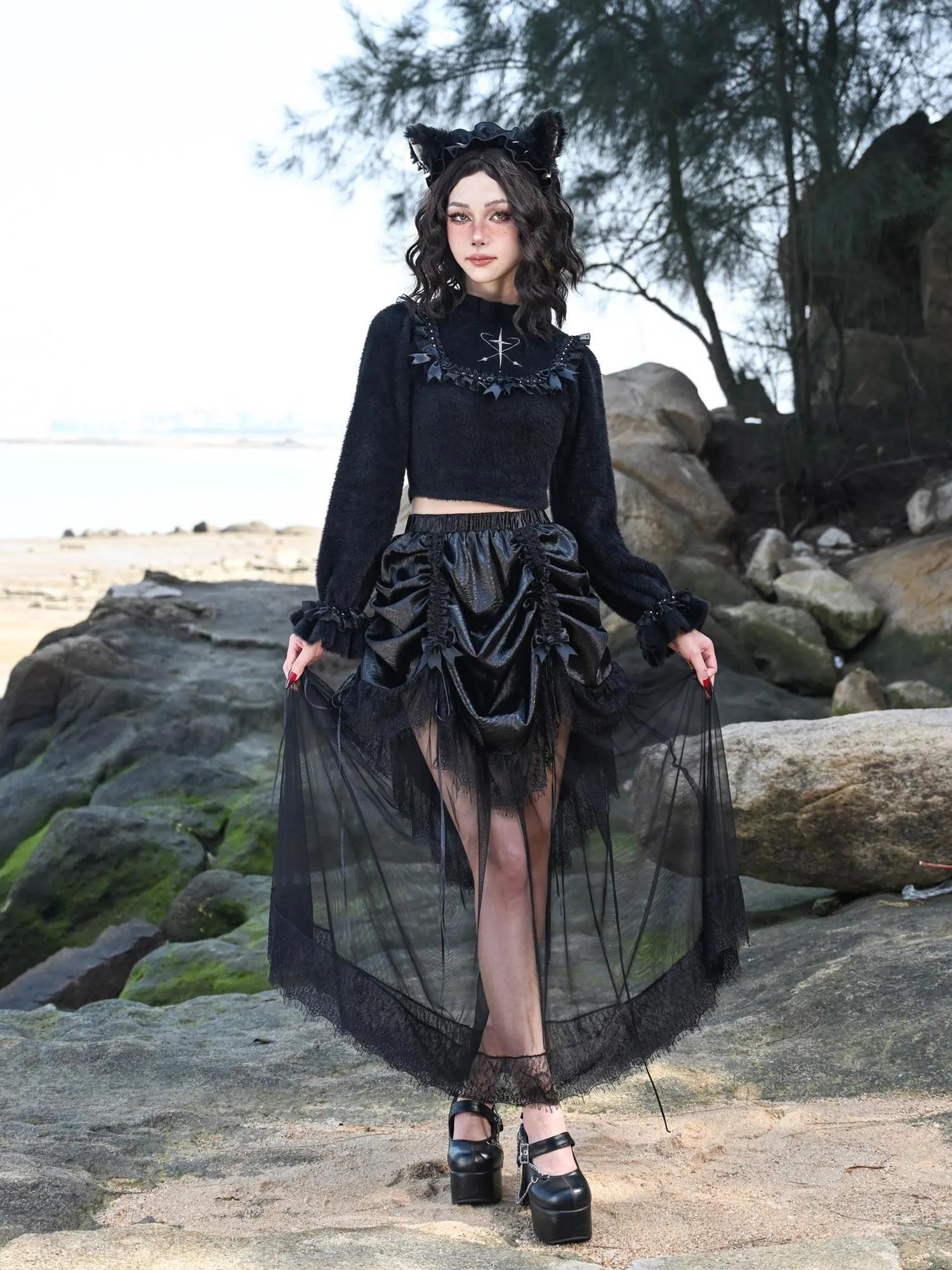 Virtual Orbit Flowy Black White Bow Lace Knit Sweater