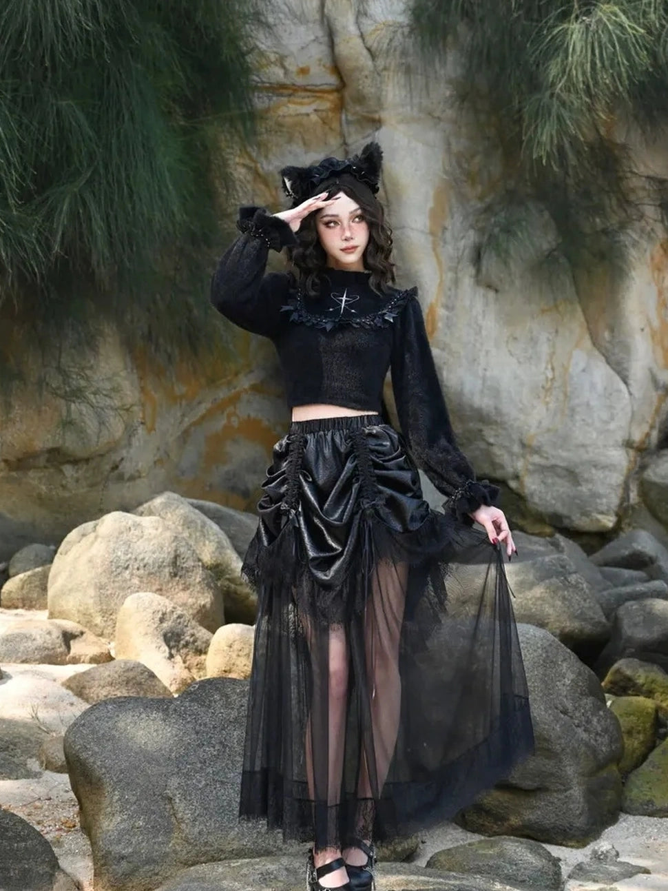 Virtual Orbit Flowy Black White Bow Lace Knit Sweater