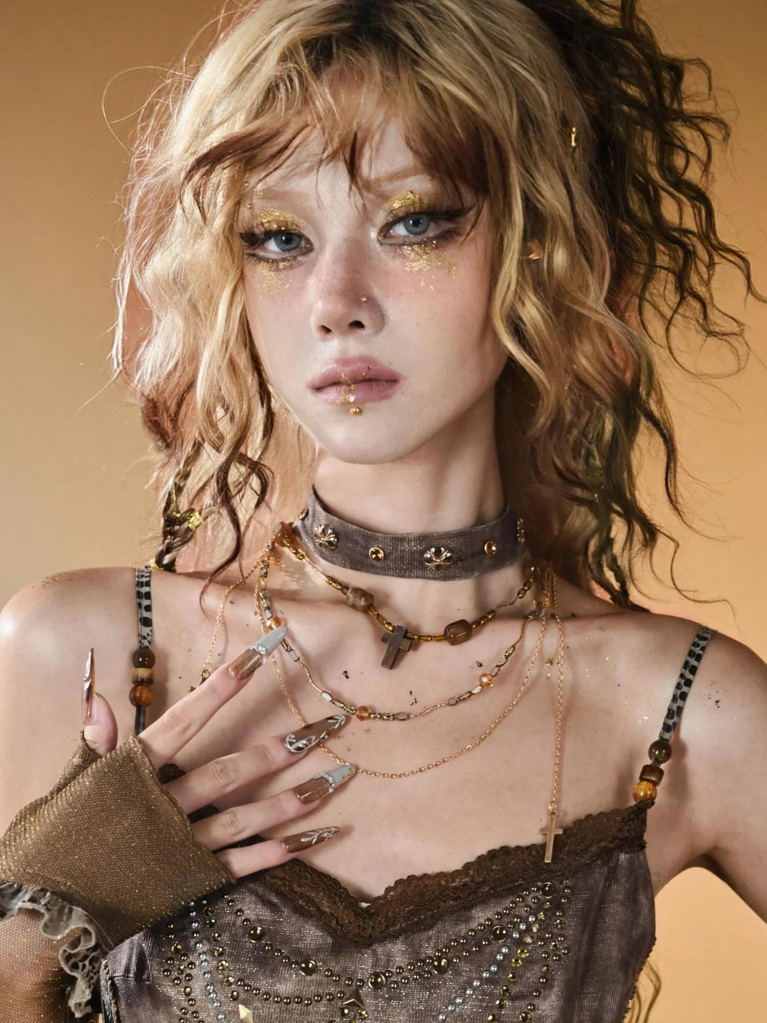 Virtual Orbit Vintage Gilded Snake Rivet Beaded Choker Set