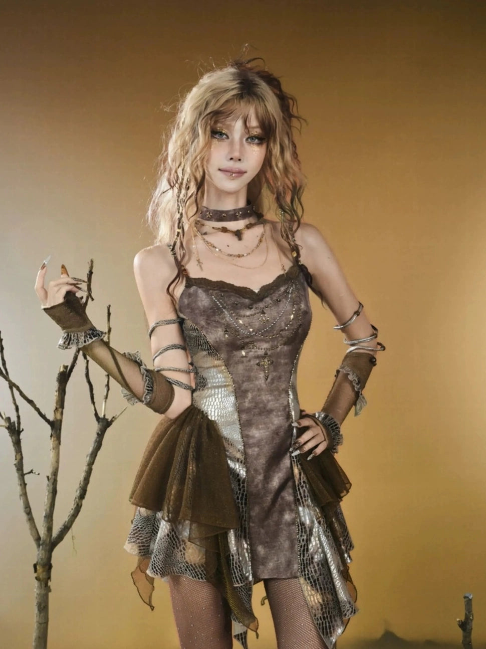 Virtual Orbit Vintage Gilded Snake Rivet Beaded Choker Set