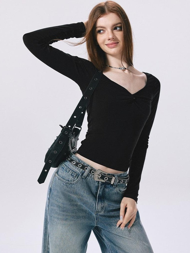 Vone SheeE Black V-neck Slim Fit Women&