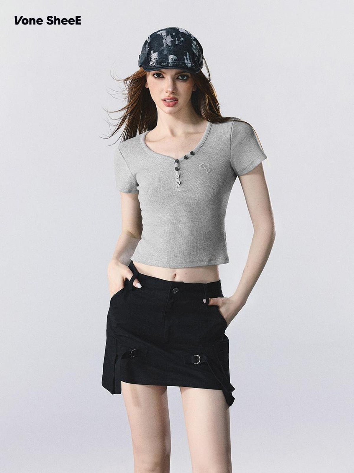 Vone SheeE Embroidered V-neck Short Sleeve Slim Fit Women&
