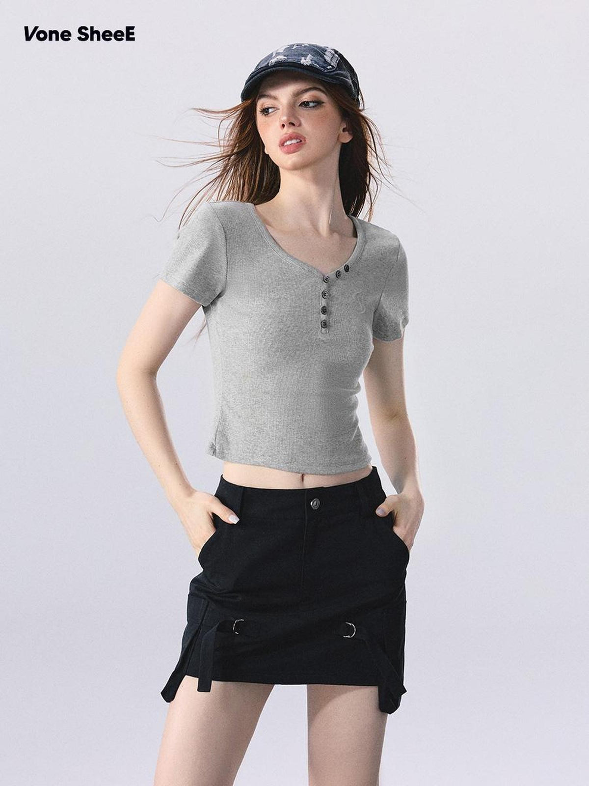 Vone SheeE Embroidered V-neck Short Sleeve Slim Fit Women&