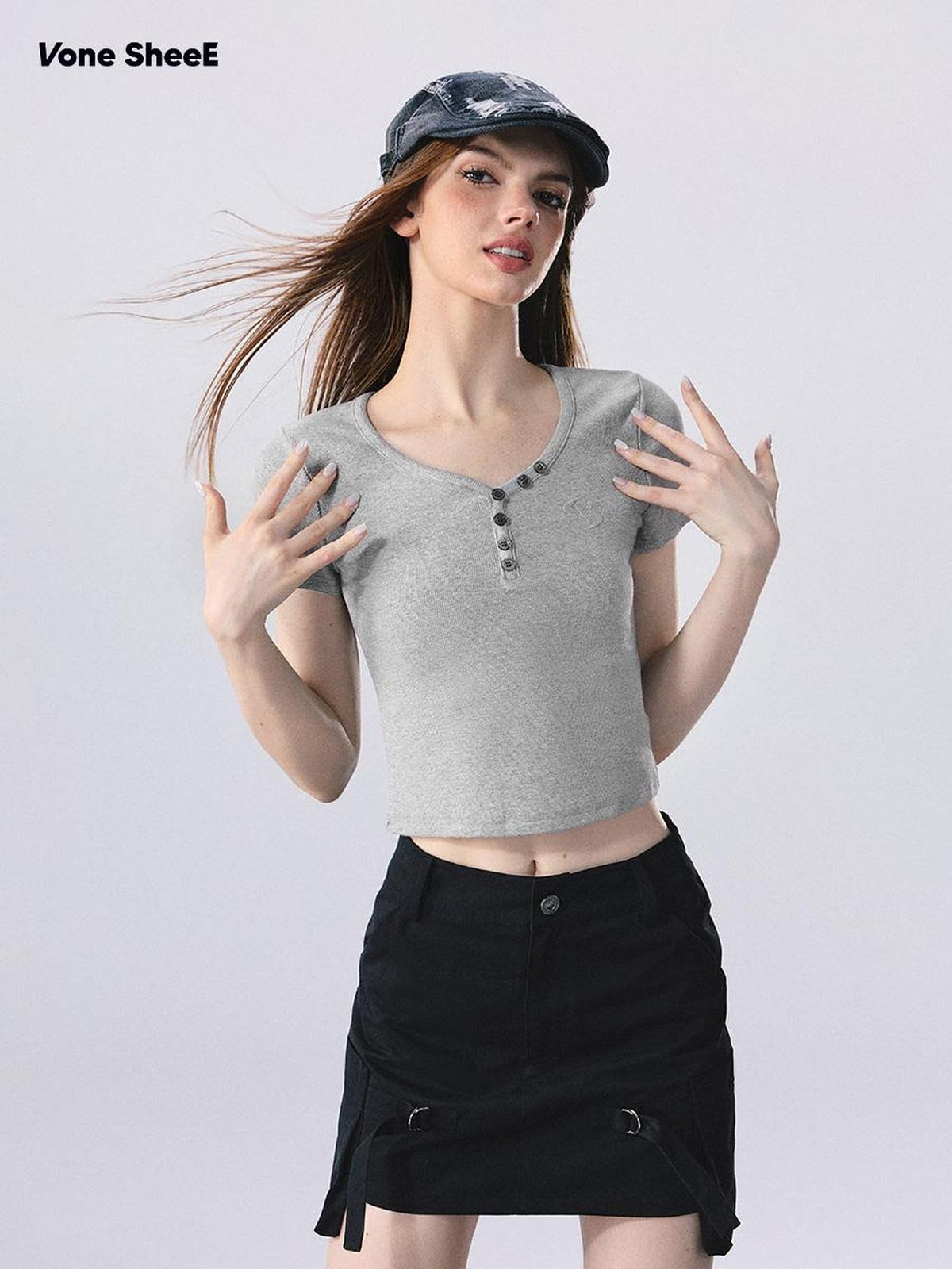 Vone SheeE Embroidered V-neck Short Sleeve Slim Fit Women&