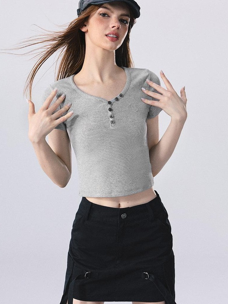 Vone SheeE Embroidered V-neck Short Sleeve Slim Fit Women&