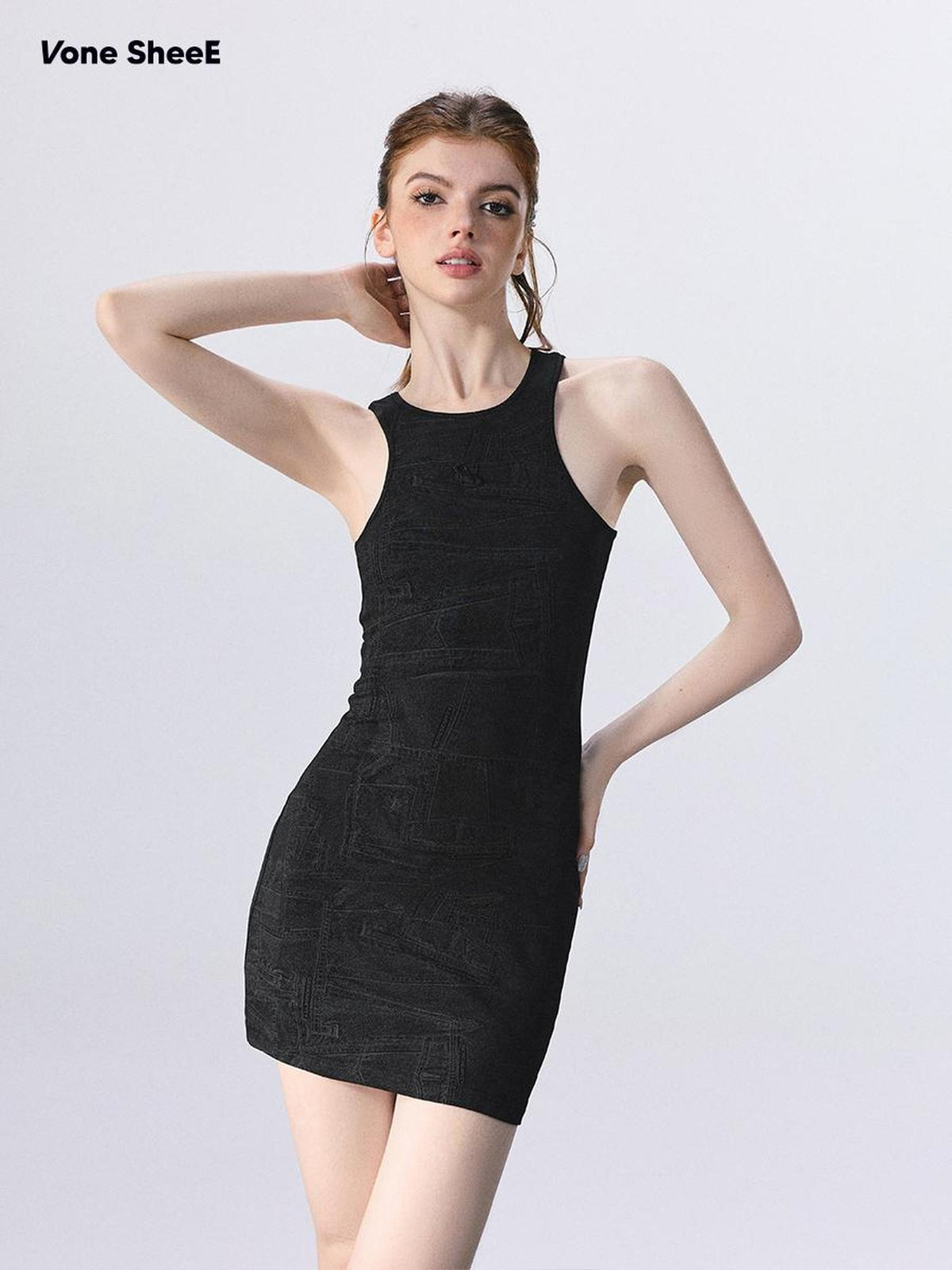 Vone SheeE Sleeveless Embroidered Print Women&