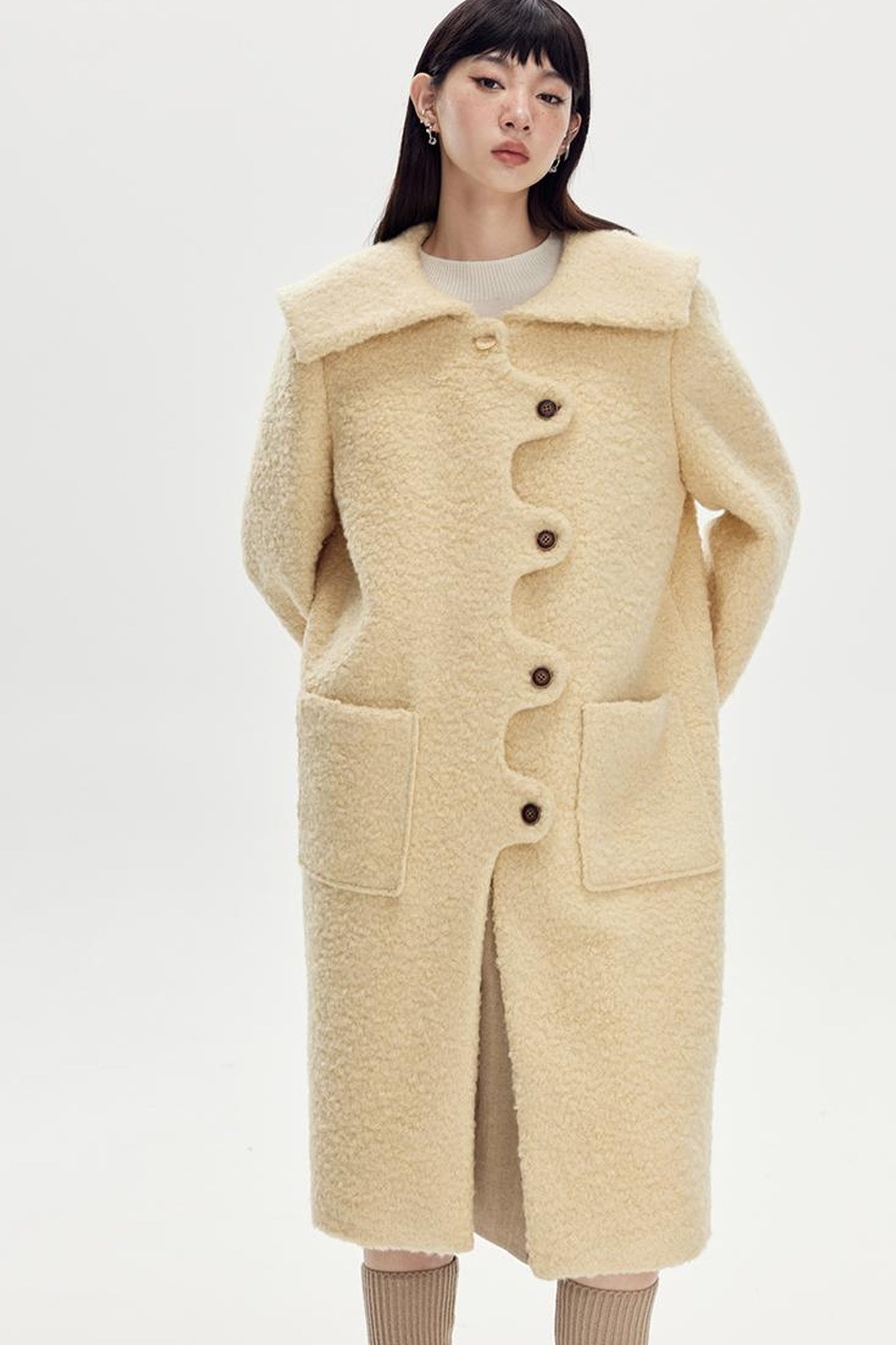 DIDDI MODA Wavy Edge Cream Wool Coat
