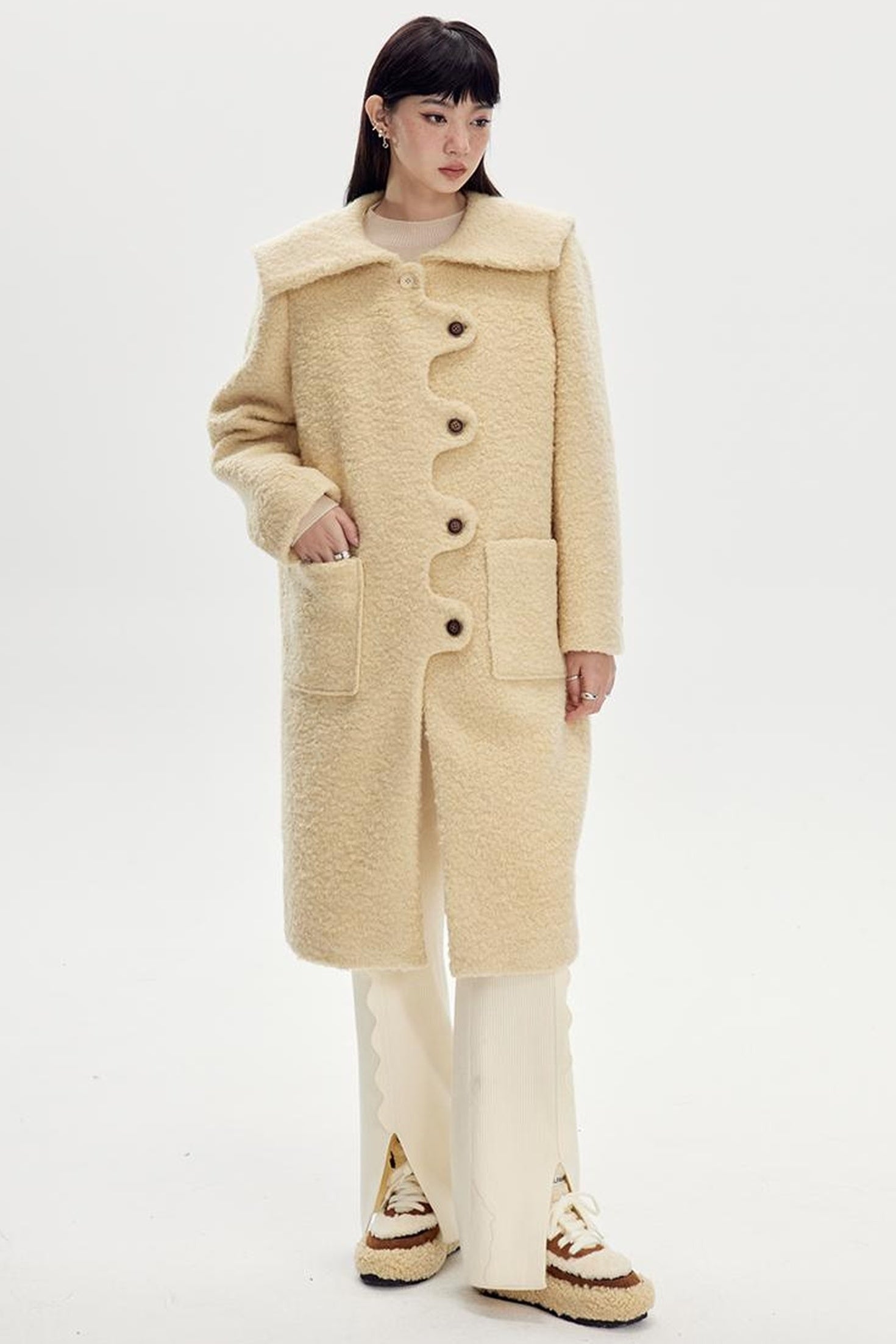 DIDDI MODA Wavy Edge Cream Wool Coat