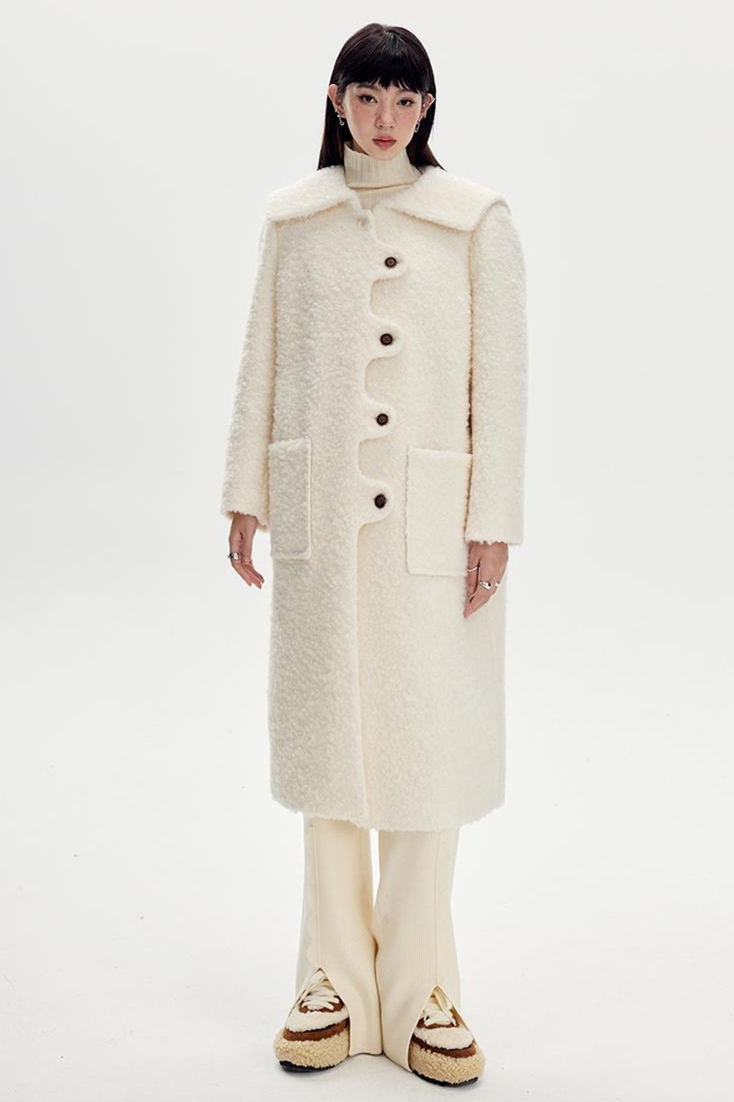 DIDDI MODA Wavy Edge Cream Wool Coat