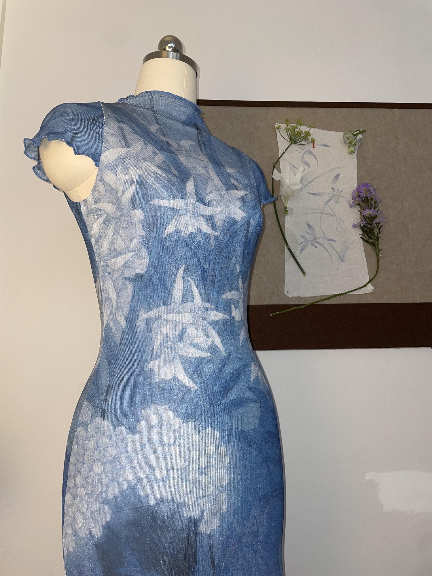 Wet Tail Breathable Sheer Cheongsam Short Sleeve Low Slit Deep Blue Bodycon Maxi Dresses