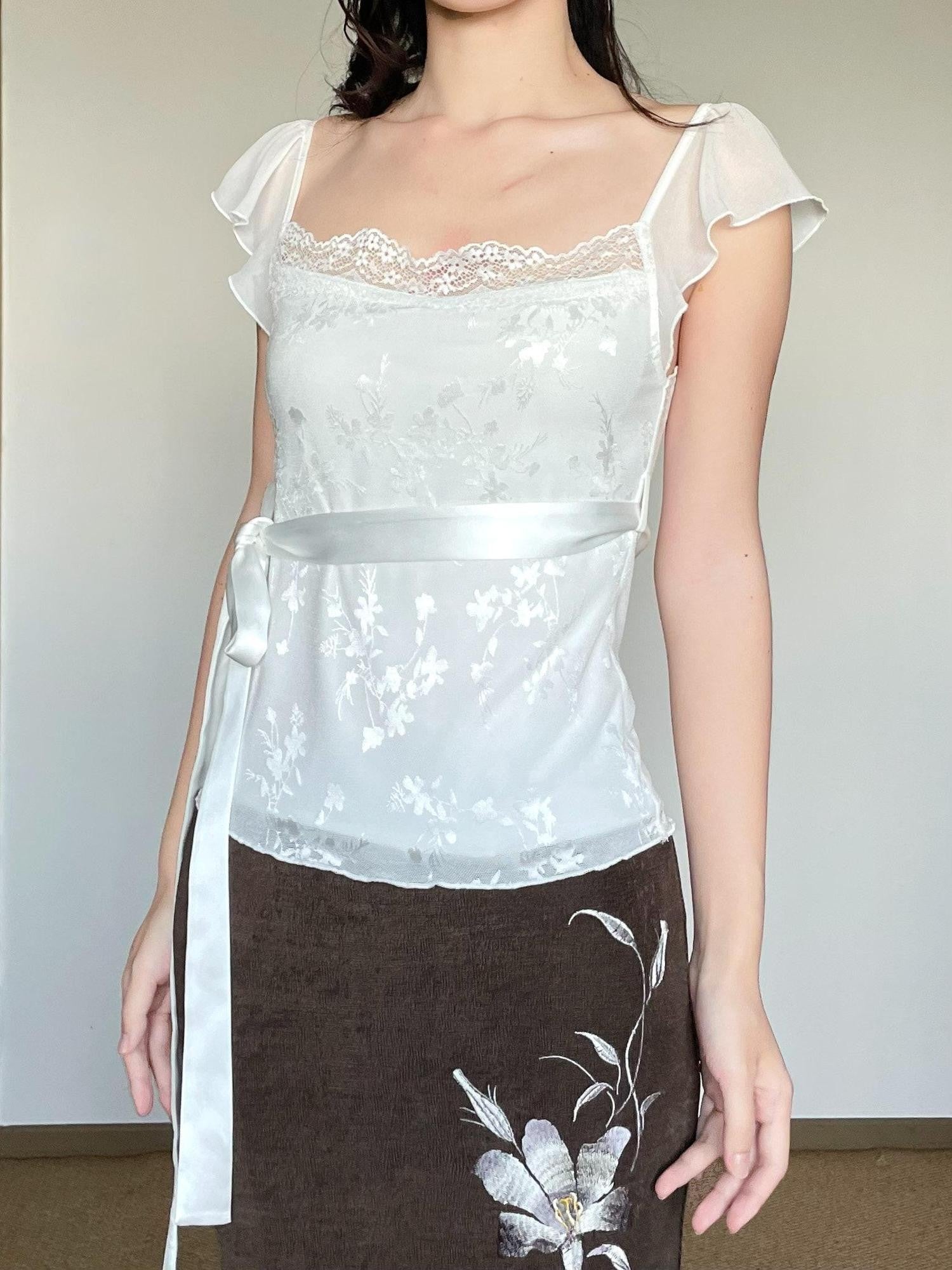 Wet Tail Lily Of The Valley Floral Print Women&